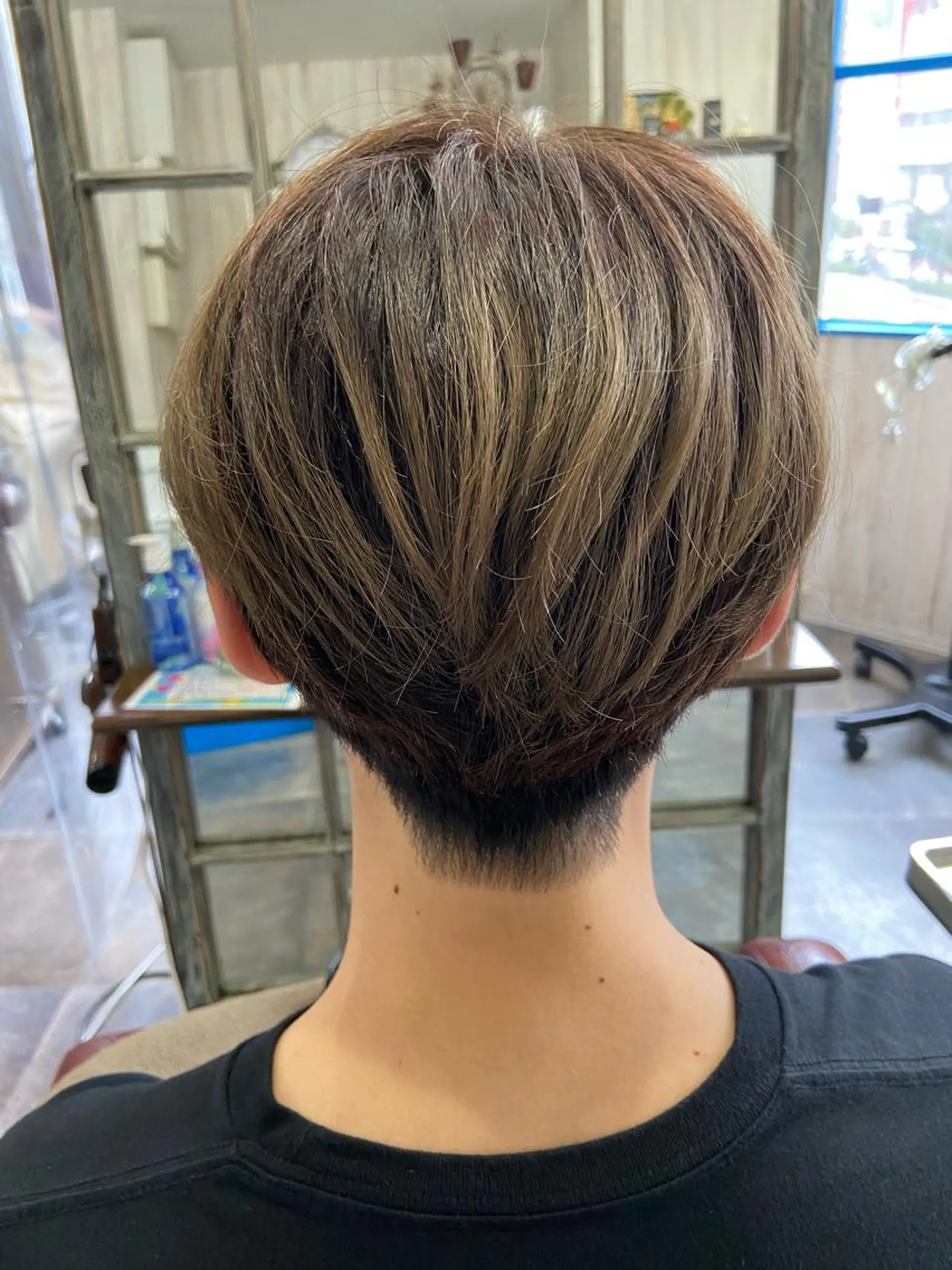 ショート メンズ カットパーマ✂️ 小坂田玲亜のヘアスタイル