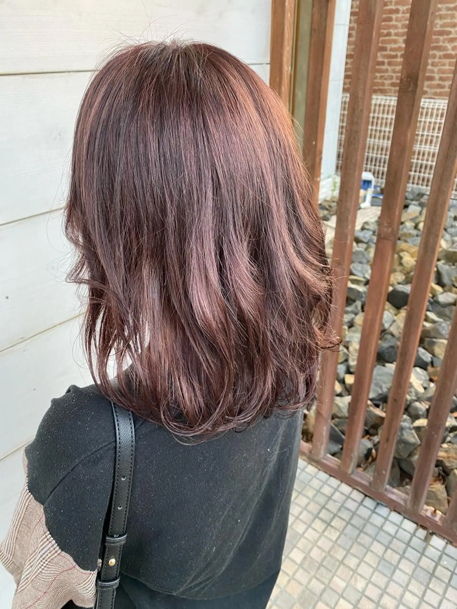 カラー SALOWIN栄 高須大貴のヘアスタイル