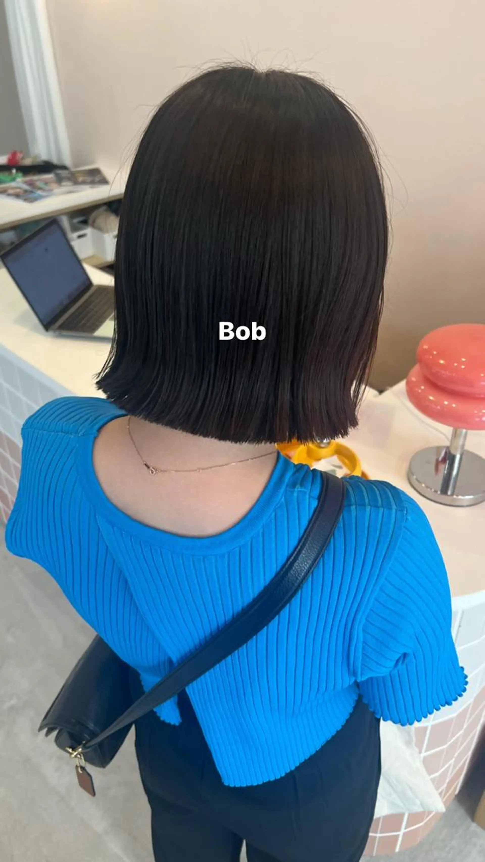 ミディアム 目黒 彩花のヘアスタイル