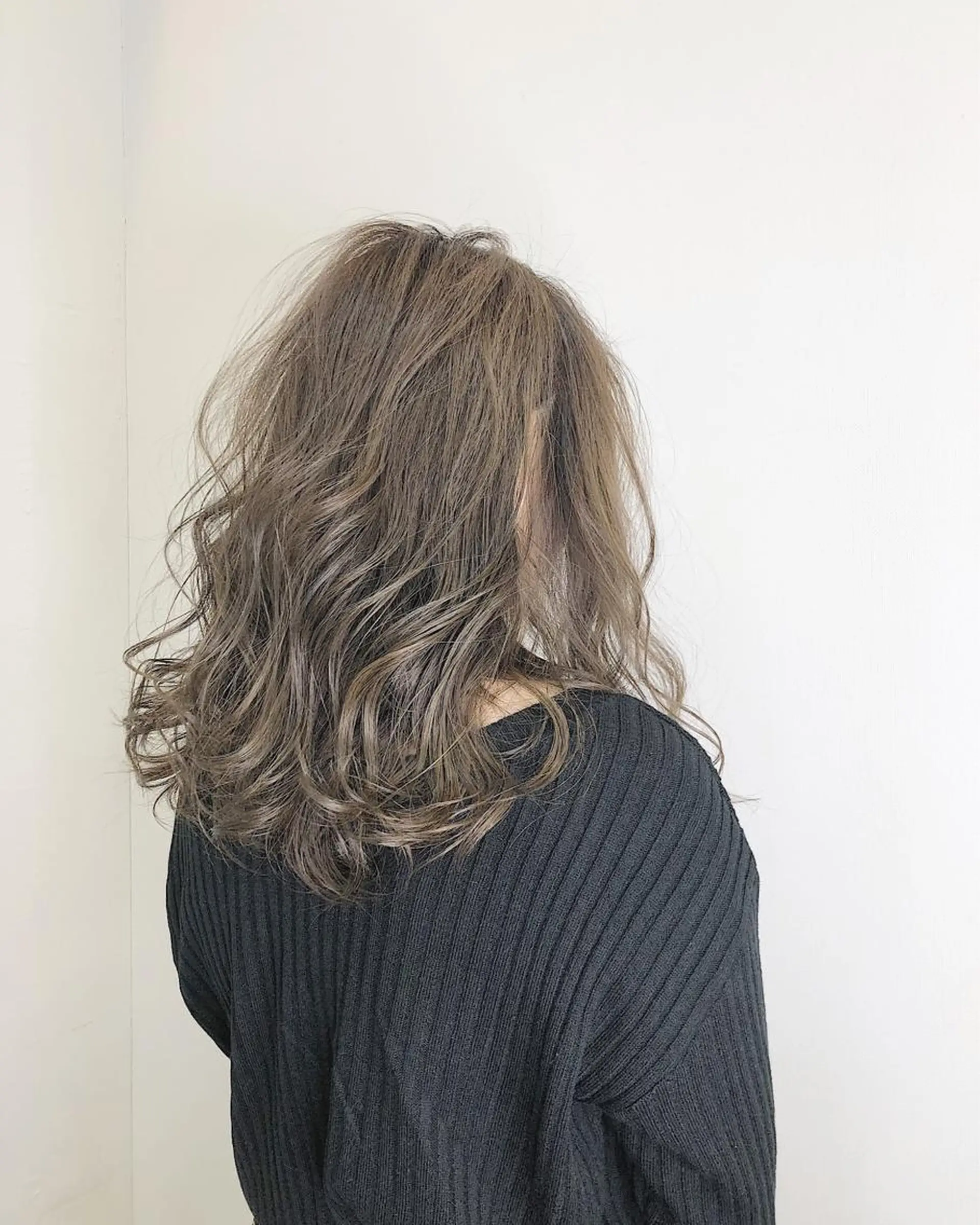 セミロング レイヤー×縮毛矯正 深見 拓のヘアスタイル