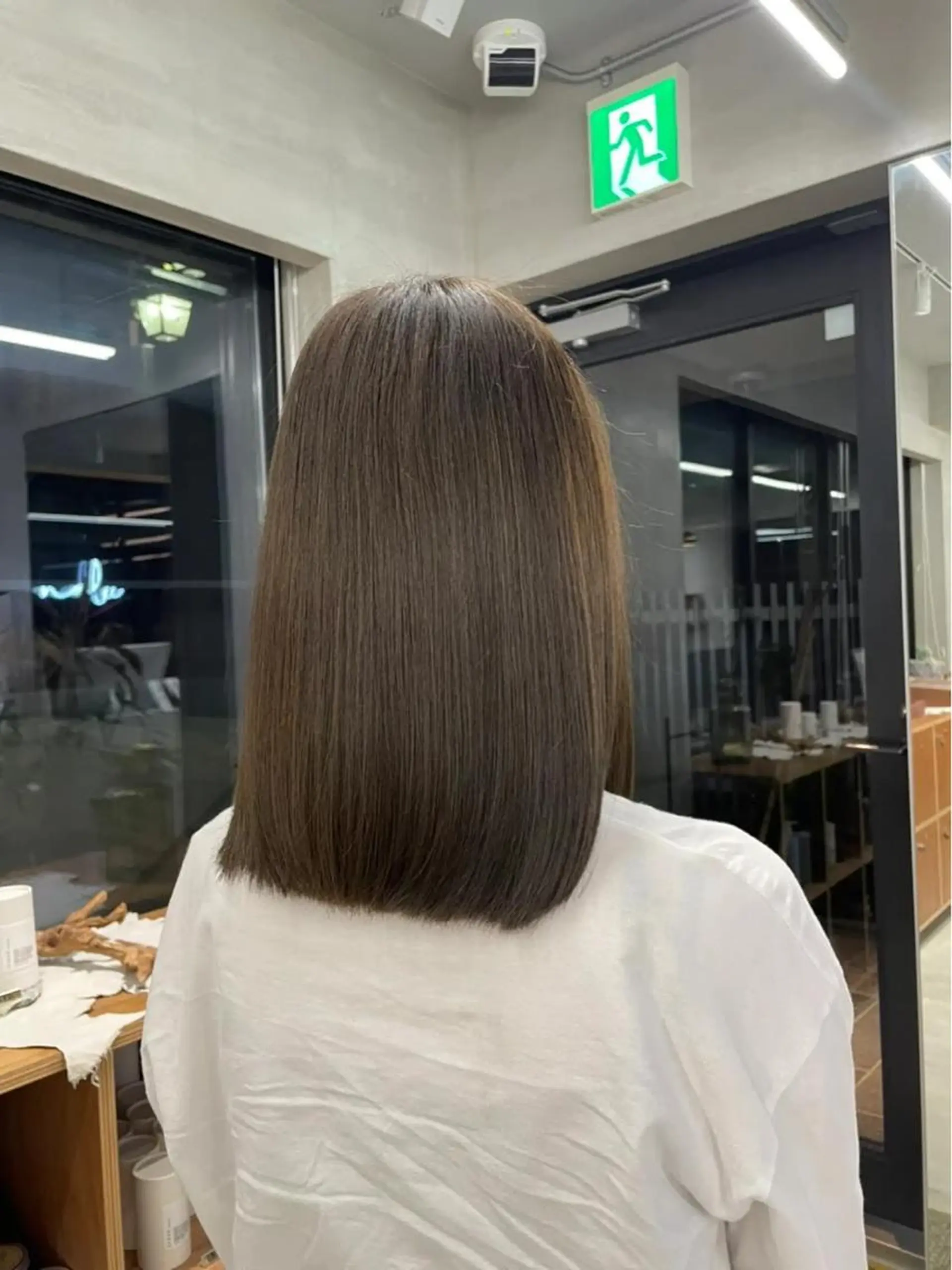 ミディアム カラー 鶴井 美空のヘアスタイル