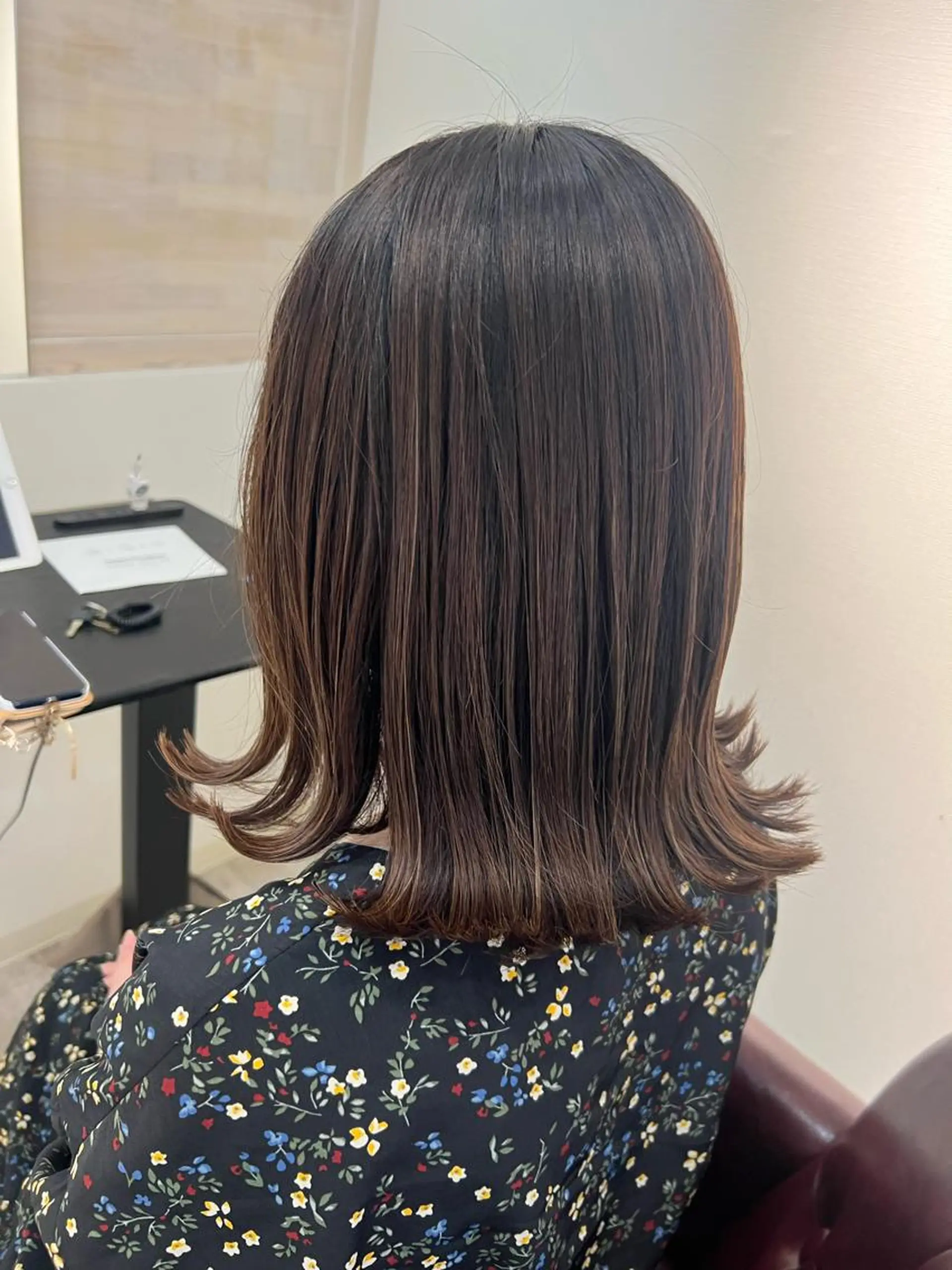 ミディアム ボブ 外ハネヘア カット トリートメント 🥣🫧‪艶カラー 🦋アカマ ミユ🦋のヘアスタイル