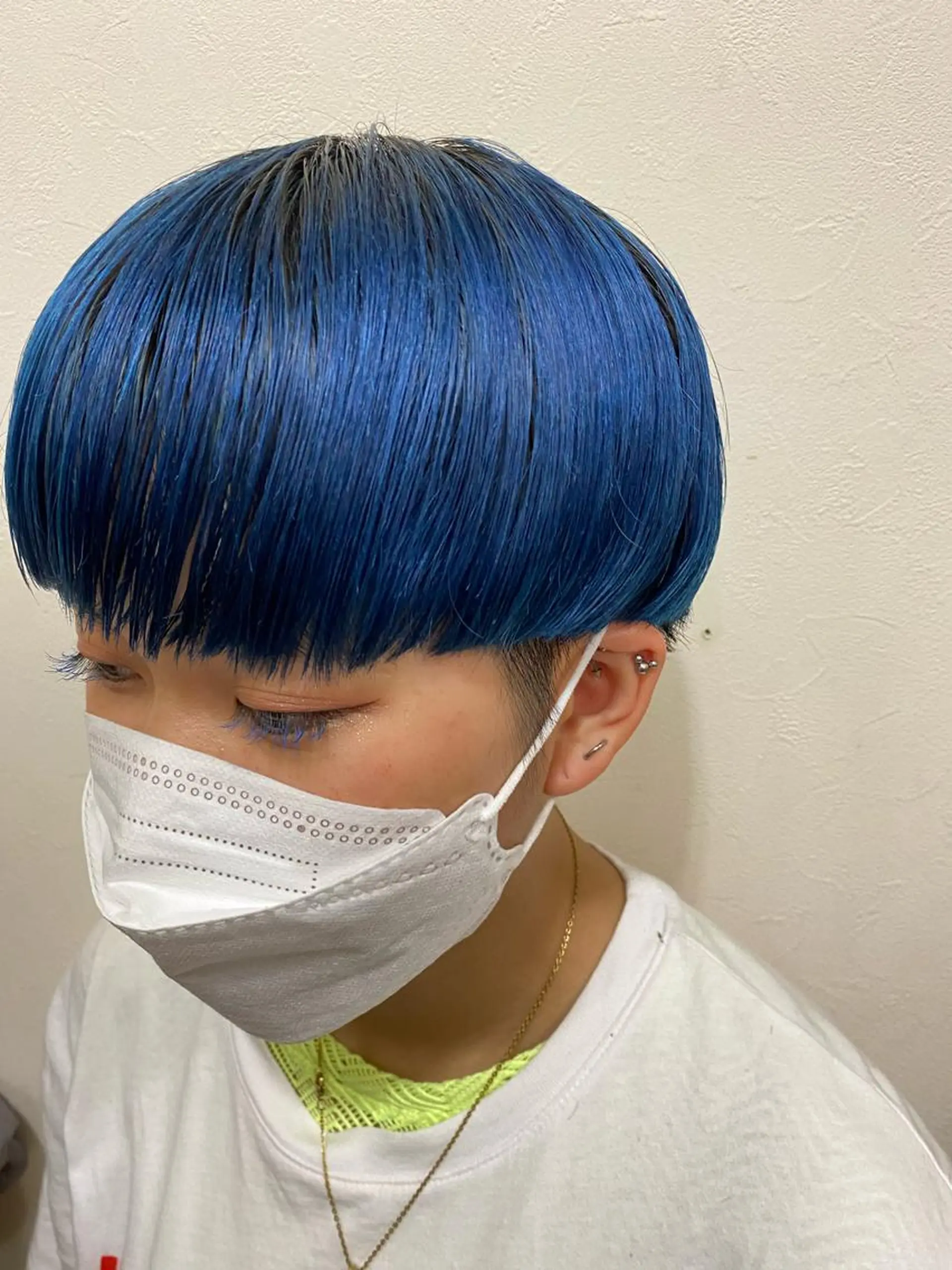 ショート カラー ブリーチ 湯川 未咲希のヘアスタイル