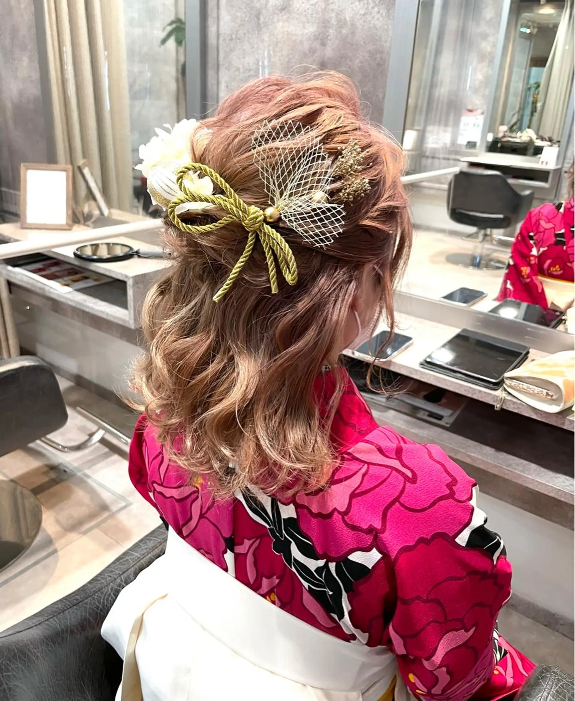 セミロング ヘアアレンジ ハーフアップ 卒業式のヘアスタイル カット ヘアセット 骨格整形カット/ ショート✂️堀夢哉のヘアスタイル