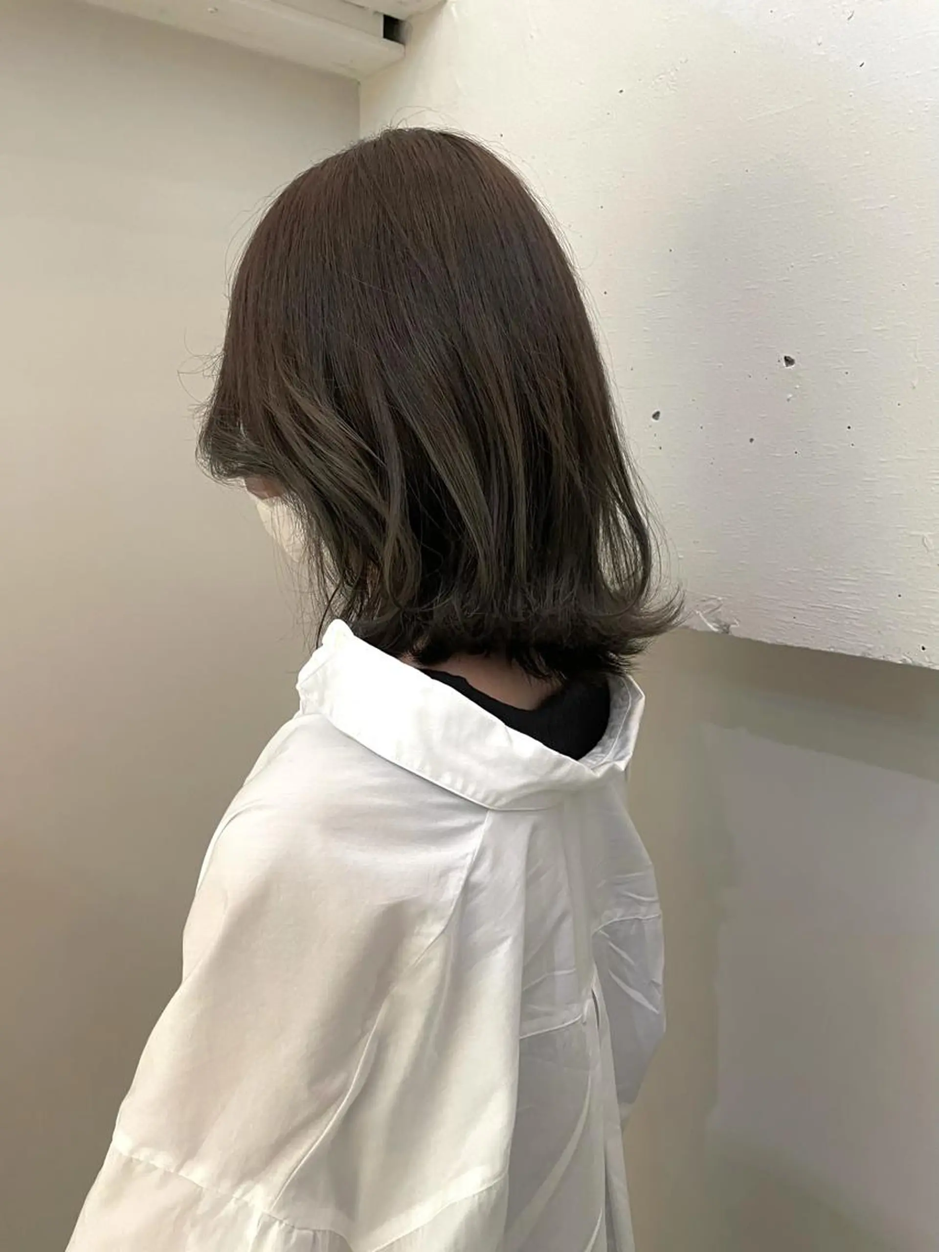 ミディアム カラー ボブ ブリーチ/miinaのヘアスタイル