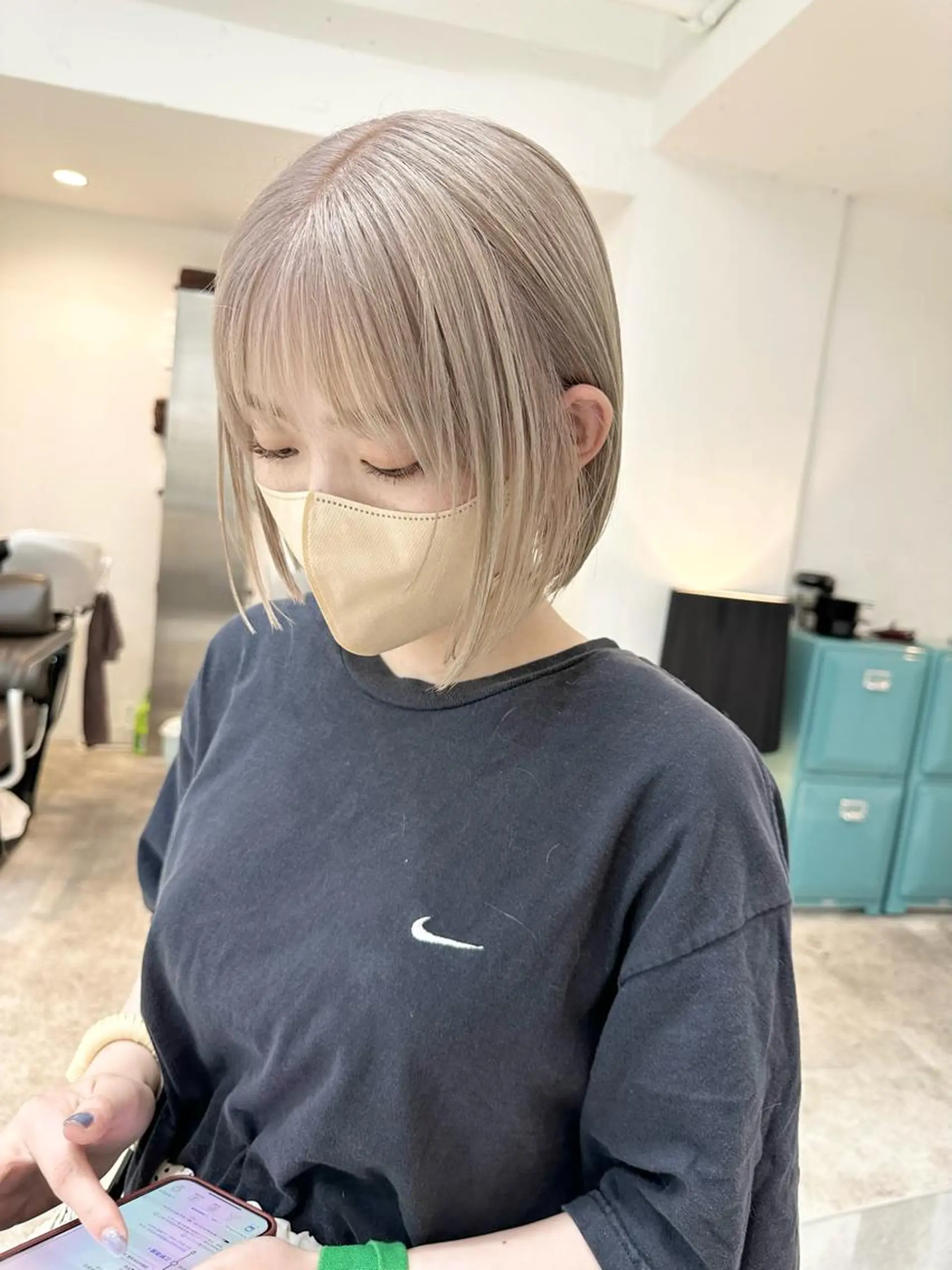 ミディアム カラー カット ヘアカラー トリートメント kai .のヘアスタイル