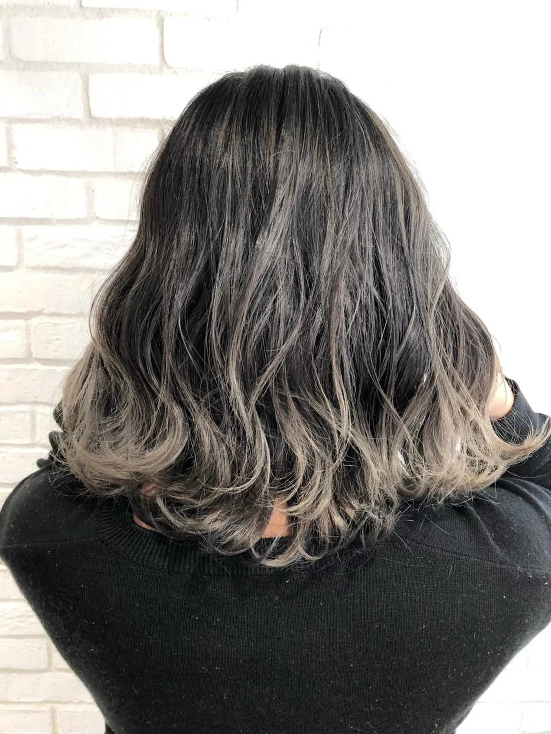 ショート カラー 小島 侑衣のヘアスタイル