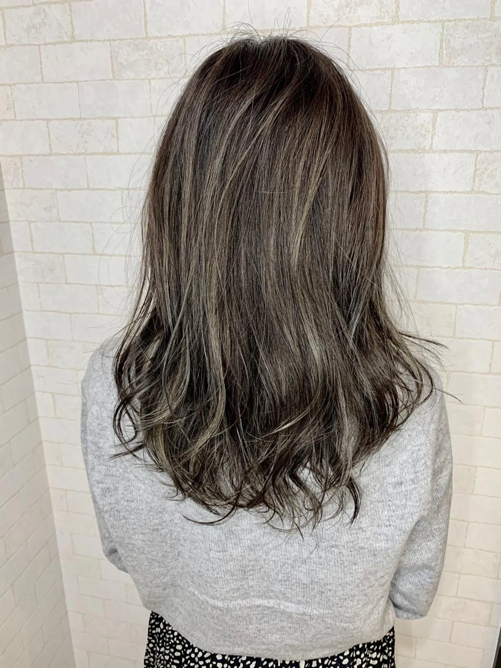 ミディアム カラー 神野 雅樹のヘアスタイル