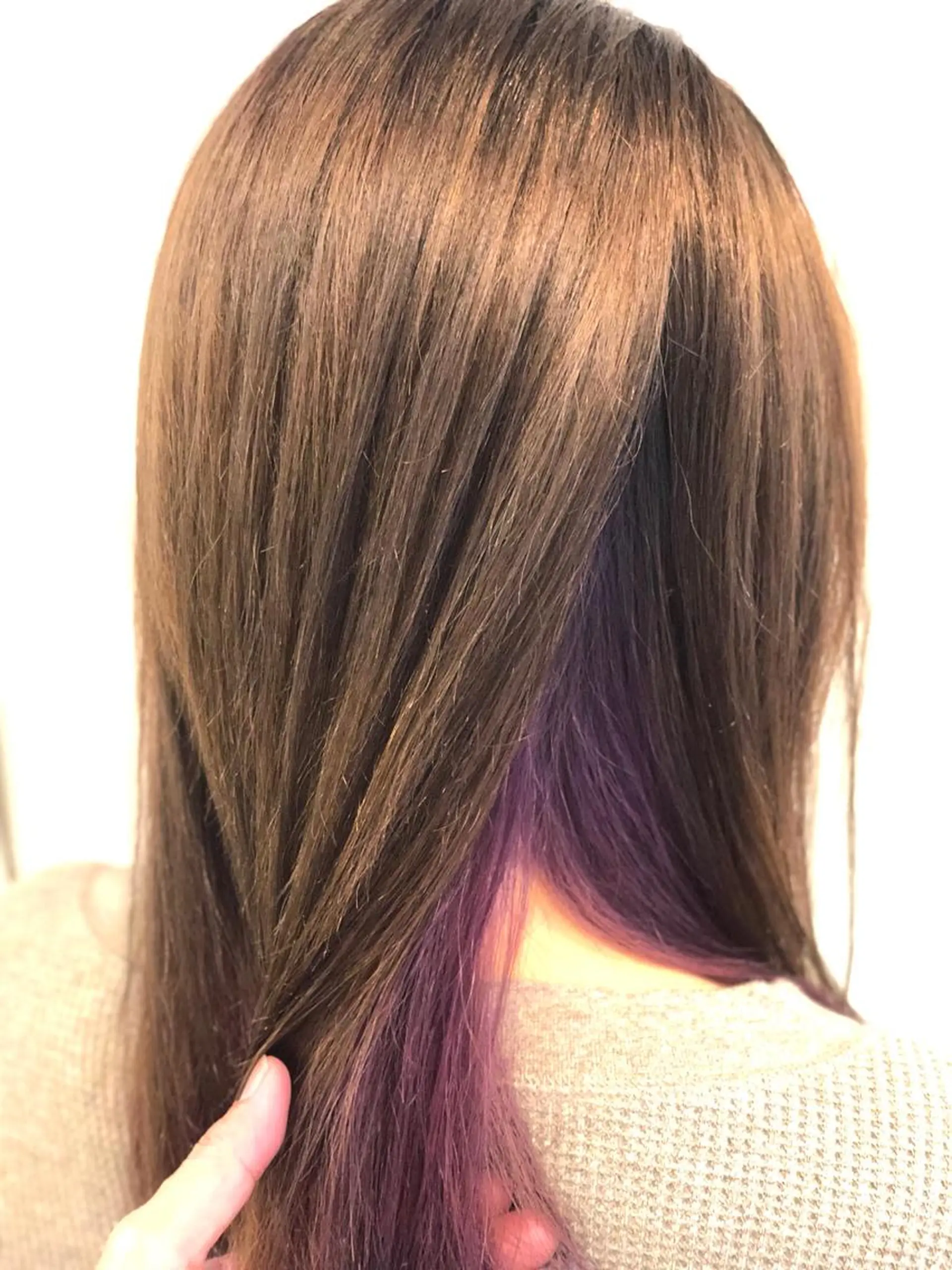 セミロング カット ヘアカラー oluolu hairのヘアスタイル