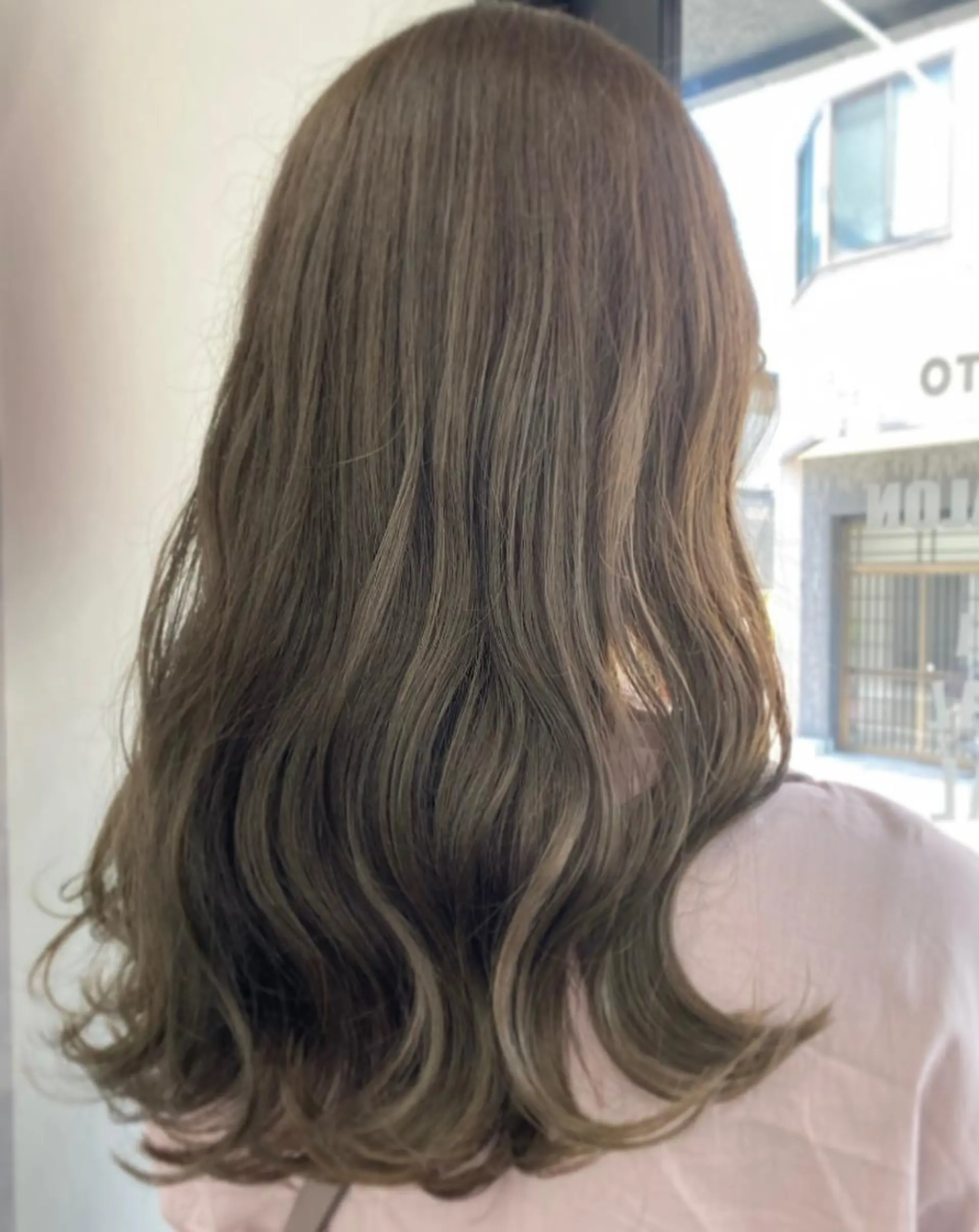 カラー カット ヘアカラー MEMENTO YUZUのヘアスタイル