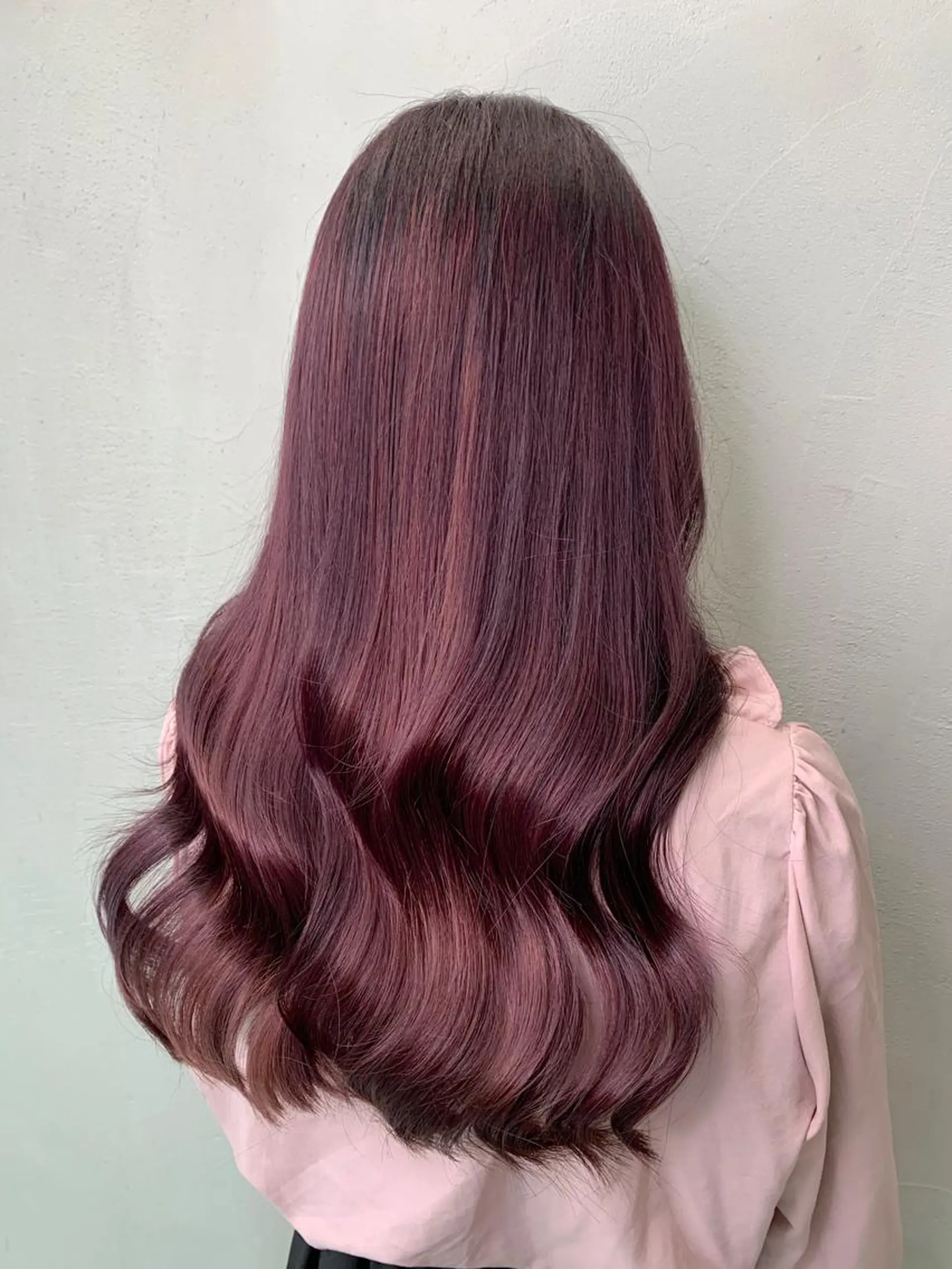 ロング カラー ヘアアレンジ ピンクカラー ローズカラー カット ヘアカラー トリートメント ヘアセット RYOSUKE ハイトーンのヘアスタイル