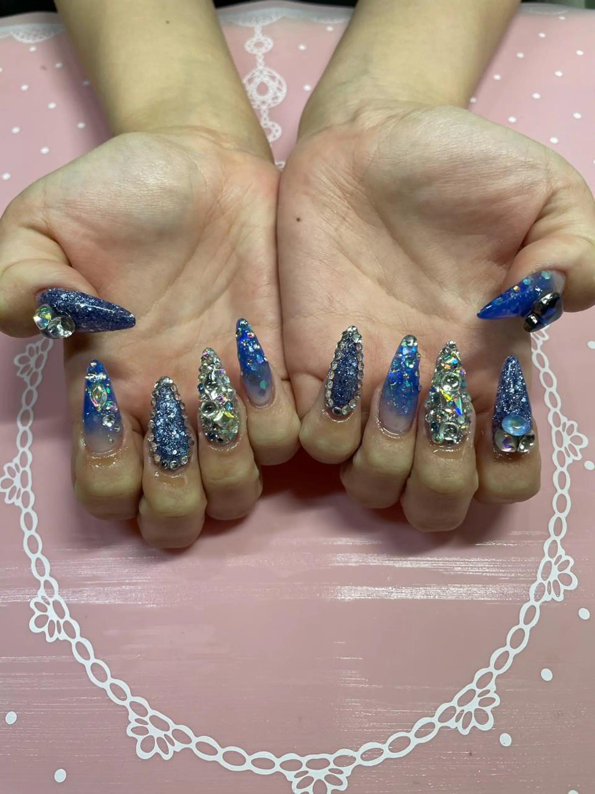 セミロング ネイル ハンドネイル 《LB》ラブリエ Nail&eyeのマツエク・マツパデザイン