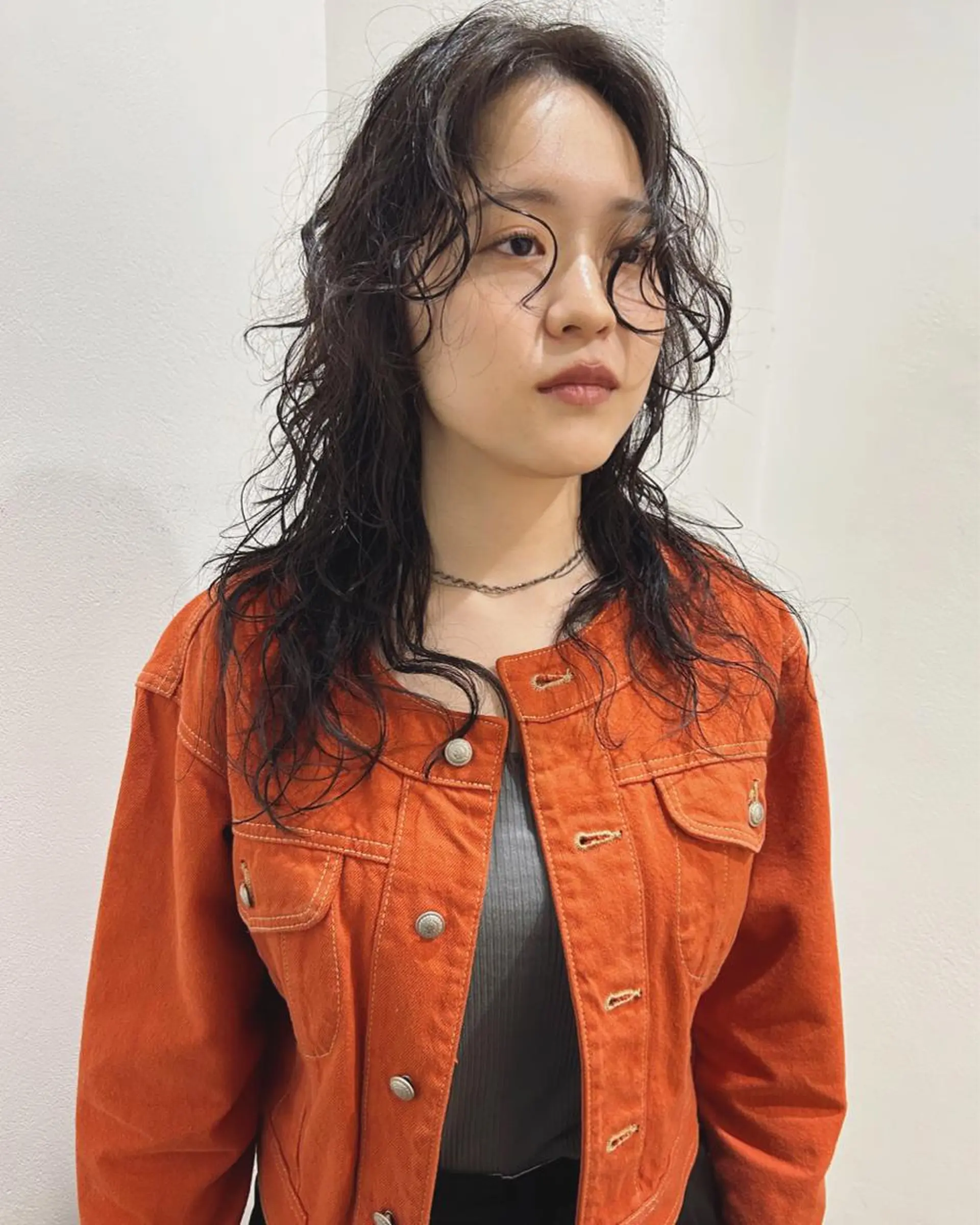 セミロング パーマ セミロングパーマ ウルフカット カット パーマ トリートメント 村上雅人 ナチュラルモードのヘアスタイル