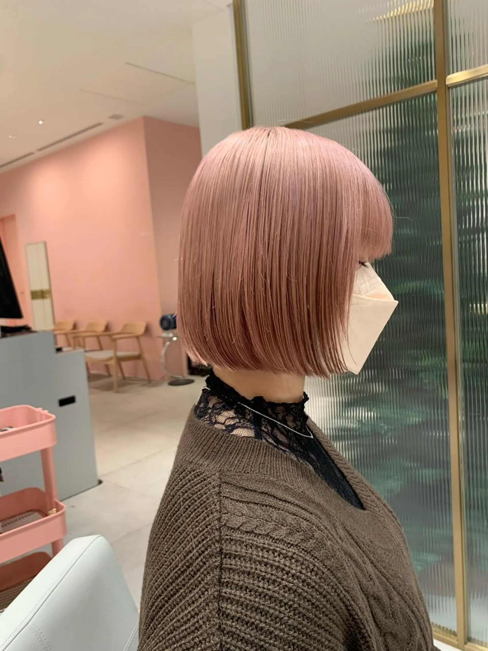 ショート カラー ブリーチ カット ヘアカラー トリートメント レイヤー専門家 ダブルカラー修のヘアスタイル