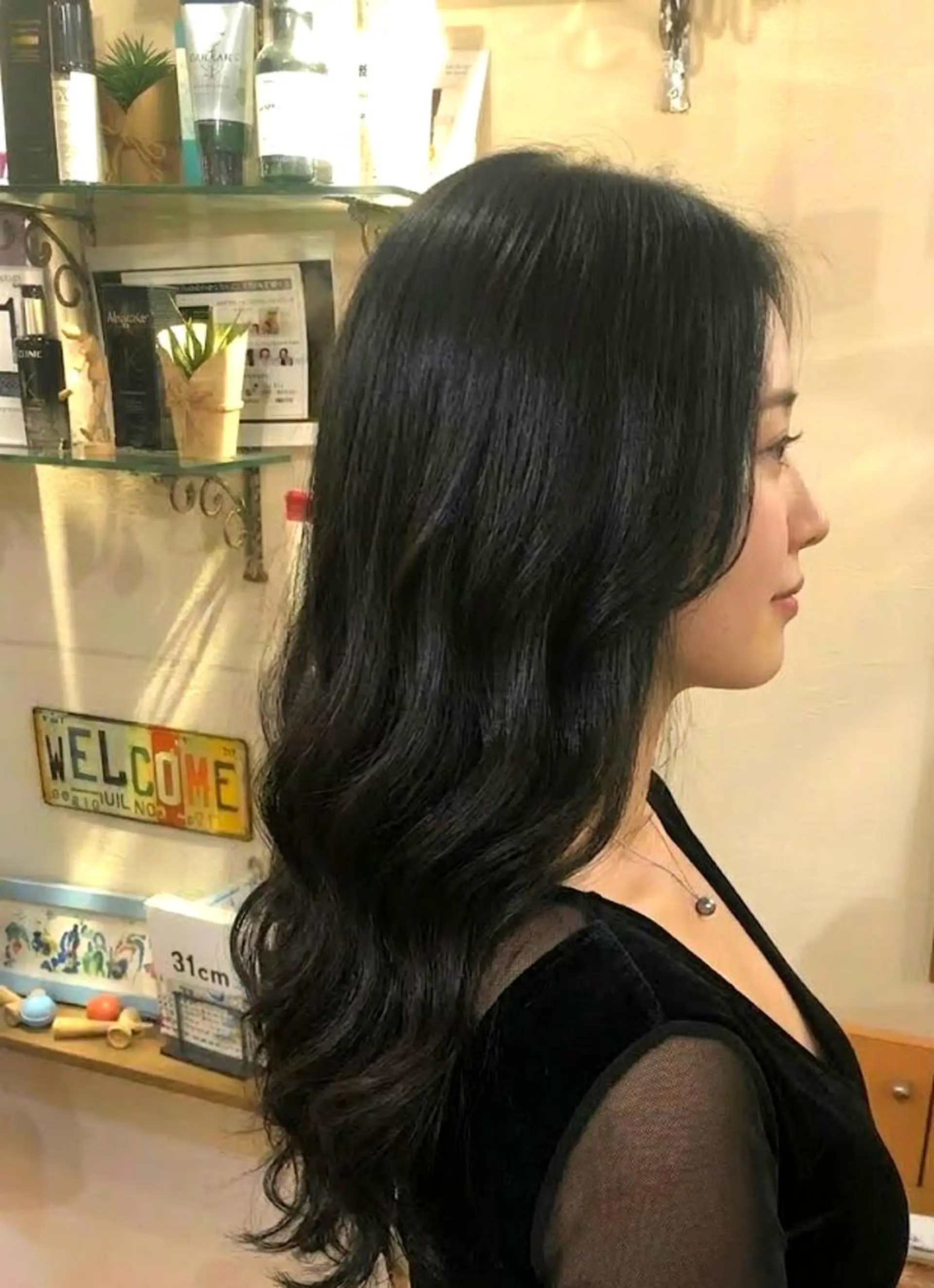 ロング パーマ 顔周りカット ヨシンモリ レイヤーカット ロング 小顔カット flencia 丸 和博｜カットのヘアスタイル