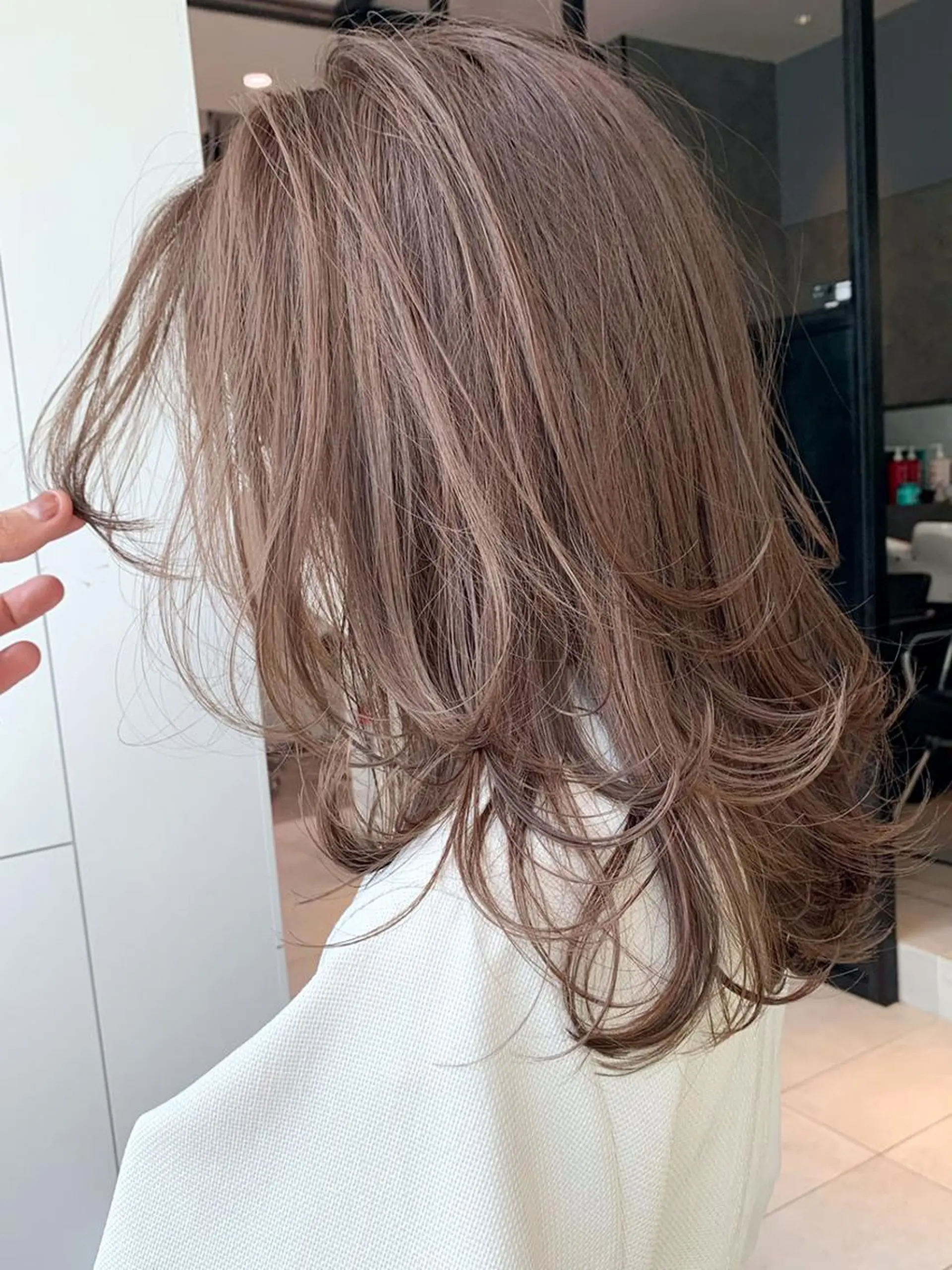 ミディアム カラー ヘアアレンジ パーマ レイヤーカット カット ヘアカラー トリートメント ITbyALBUM 藤沢店のヘアスタイル