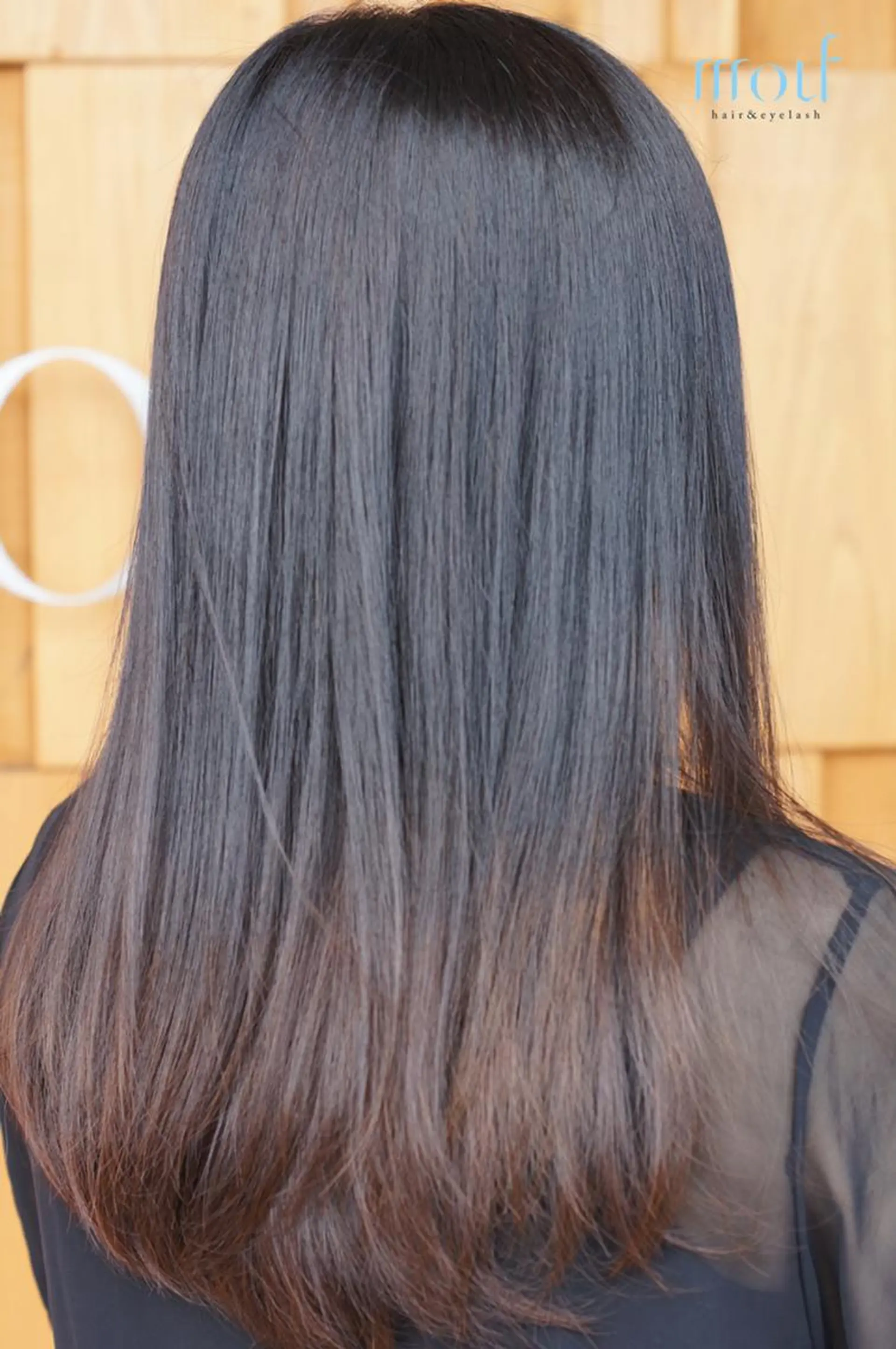 セミロング カラー パーマ ヘアアレンジ ネイル マツエク・マツパ 黒髪 ブラウンカラー グラデーションカラー カラーマツエク ナチュラル 天羽 達也のヘアスタイル