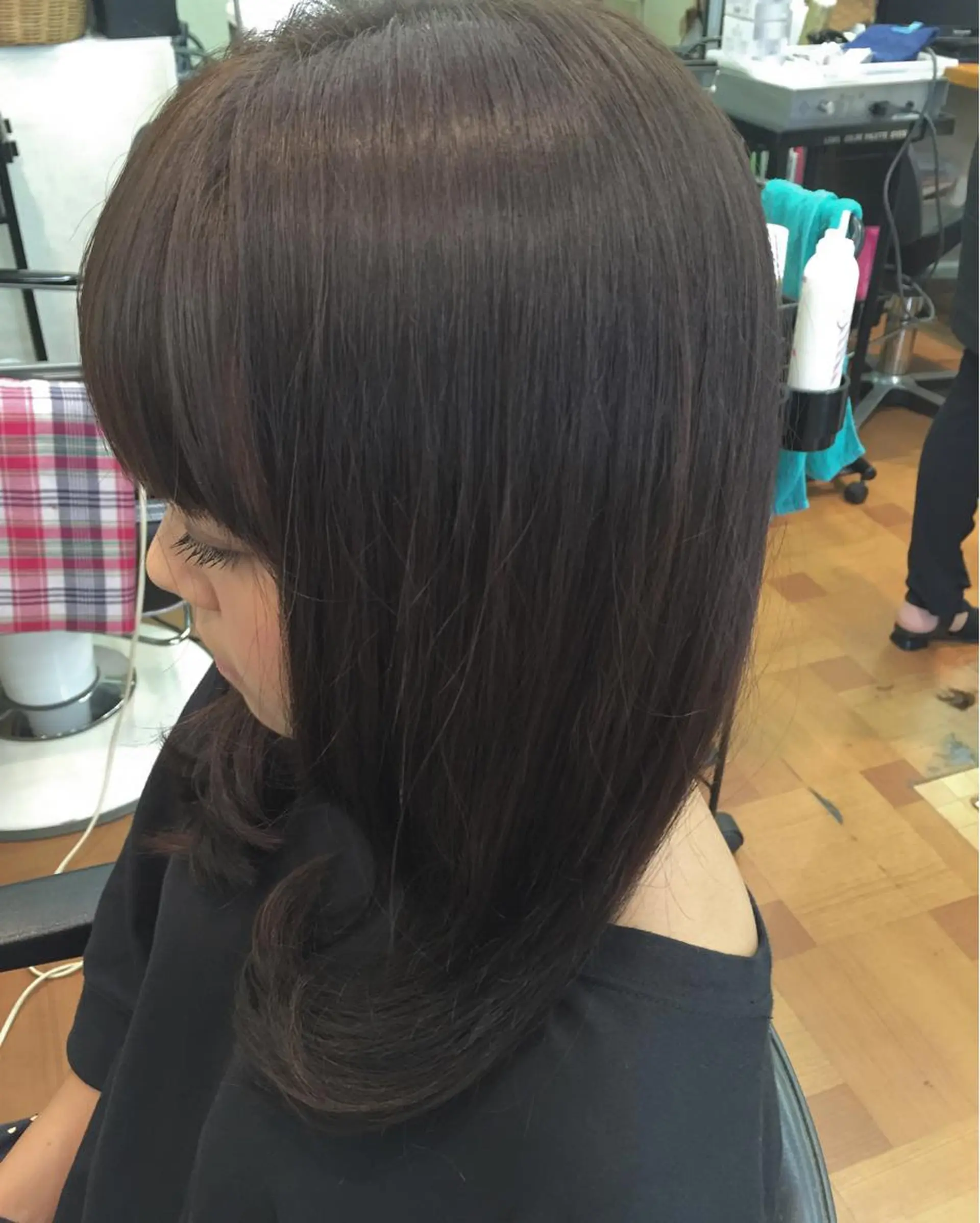 ミディアム セミロング ロング カラー ダークグレー ダークグレージュ グレージュ YAP！HAIR トコツメアヤノのヘアスタイル