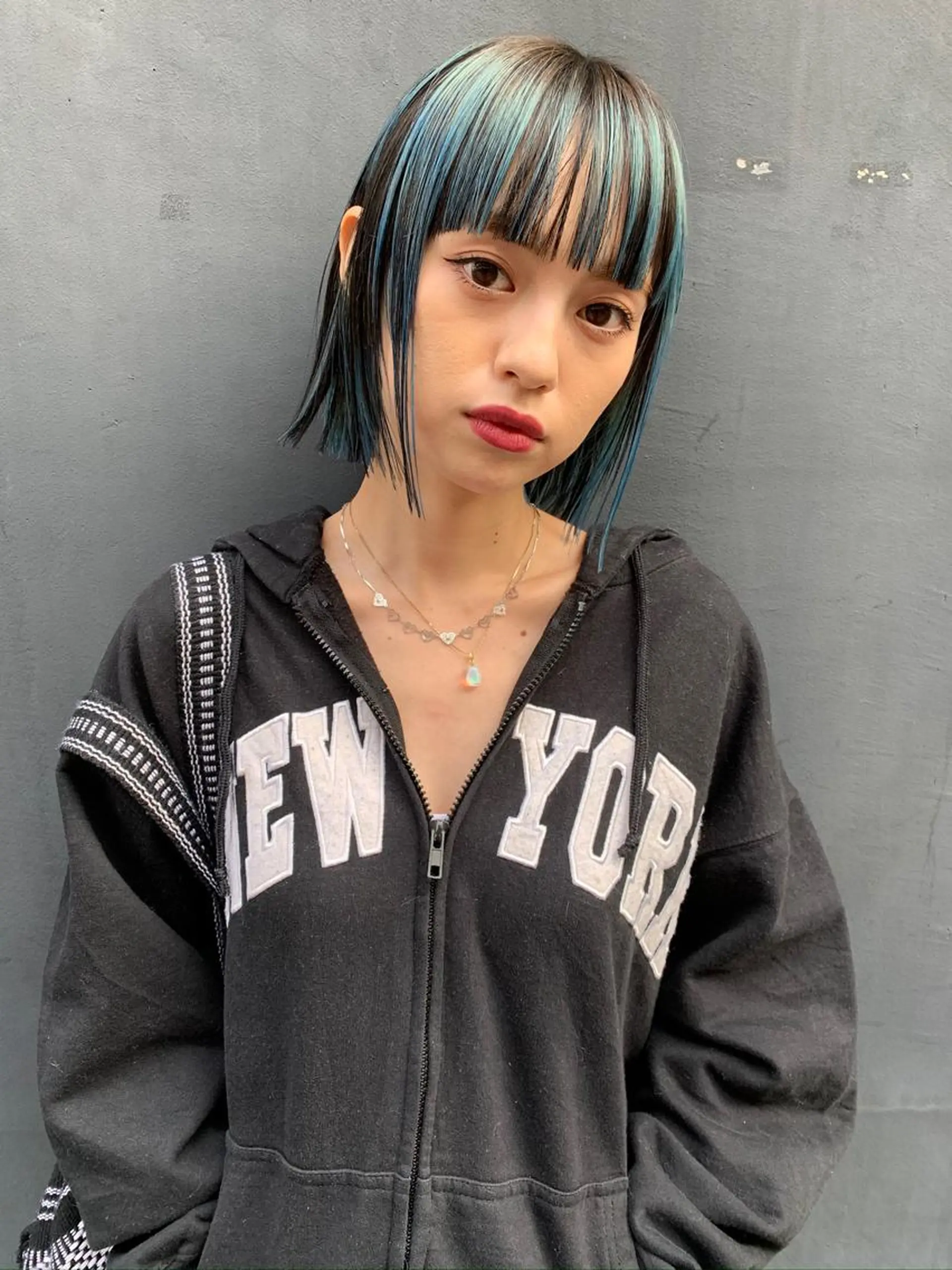 ショート カラー ハイライトカラー ボブ ハイライト カット ヘアカラー トリートメント ブリーチ🪡 ボブ🧶レイヤーのヘアスタイル