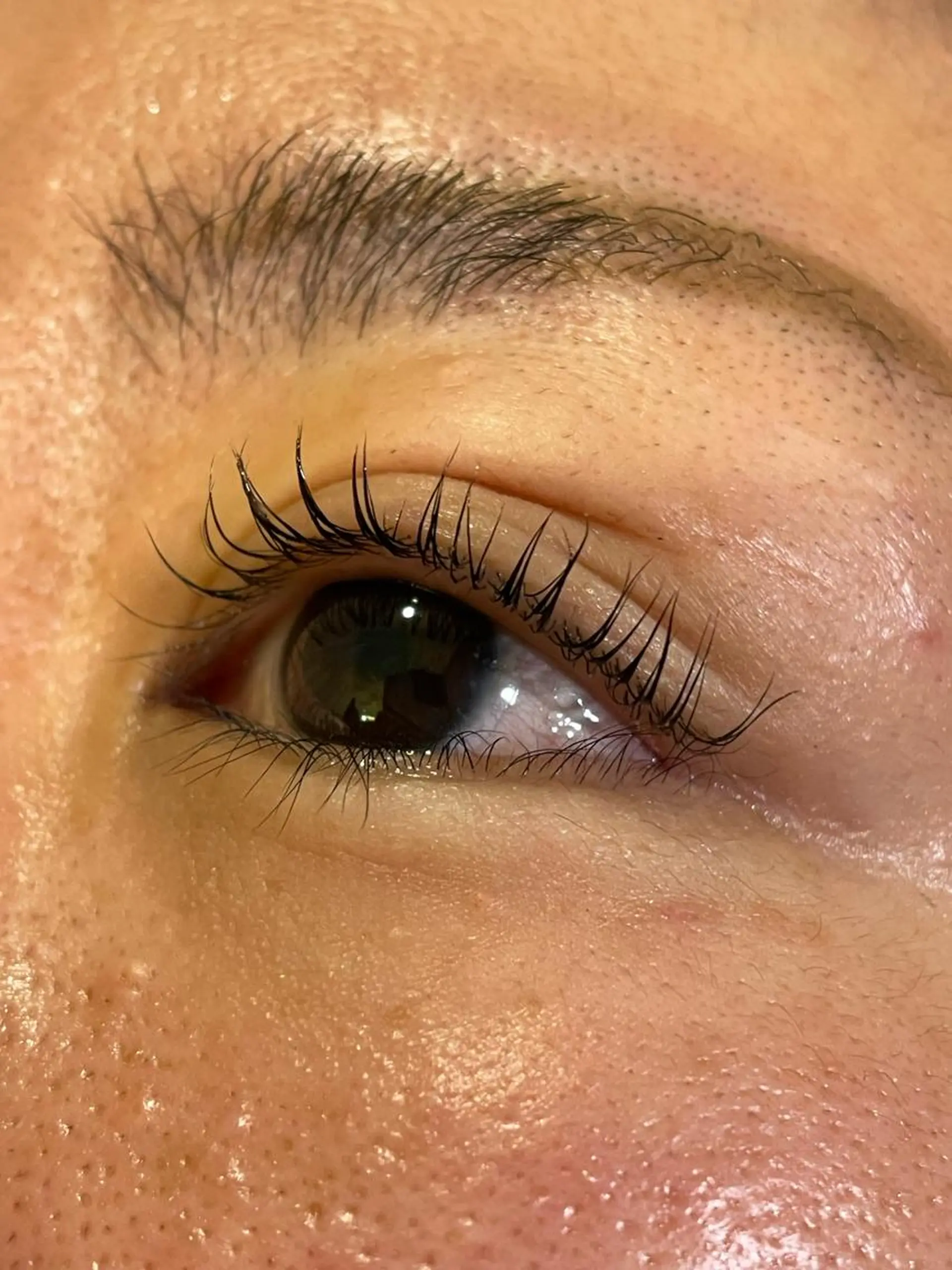 マツエク・マツパ 井上 真里奈のヘアスタイル