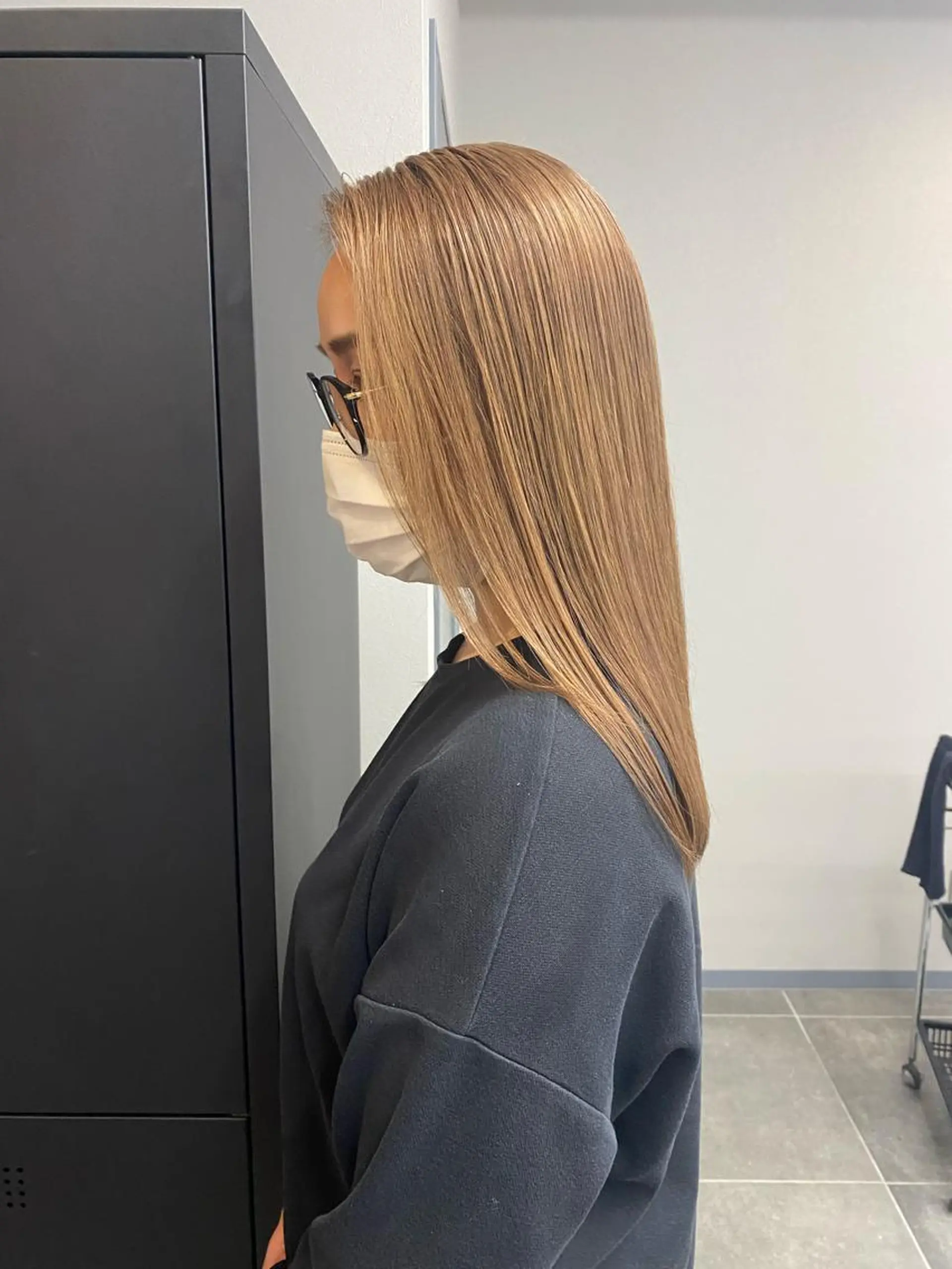 ロング maco 艶感ハイトーン🦋のヘアスタイル