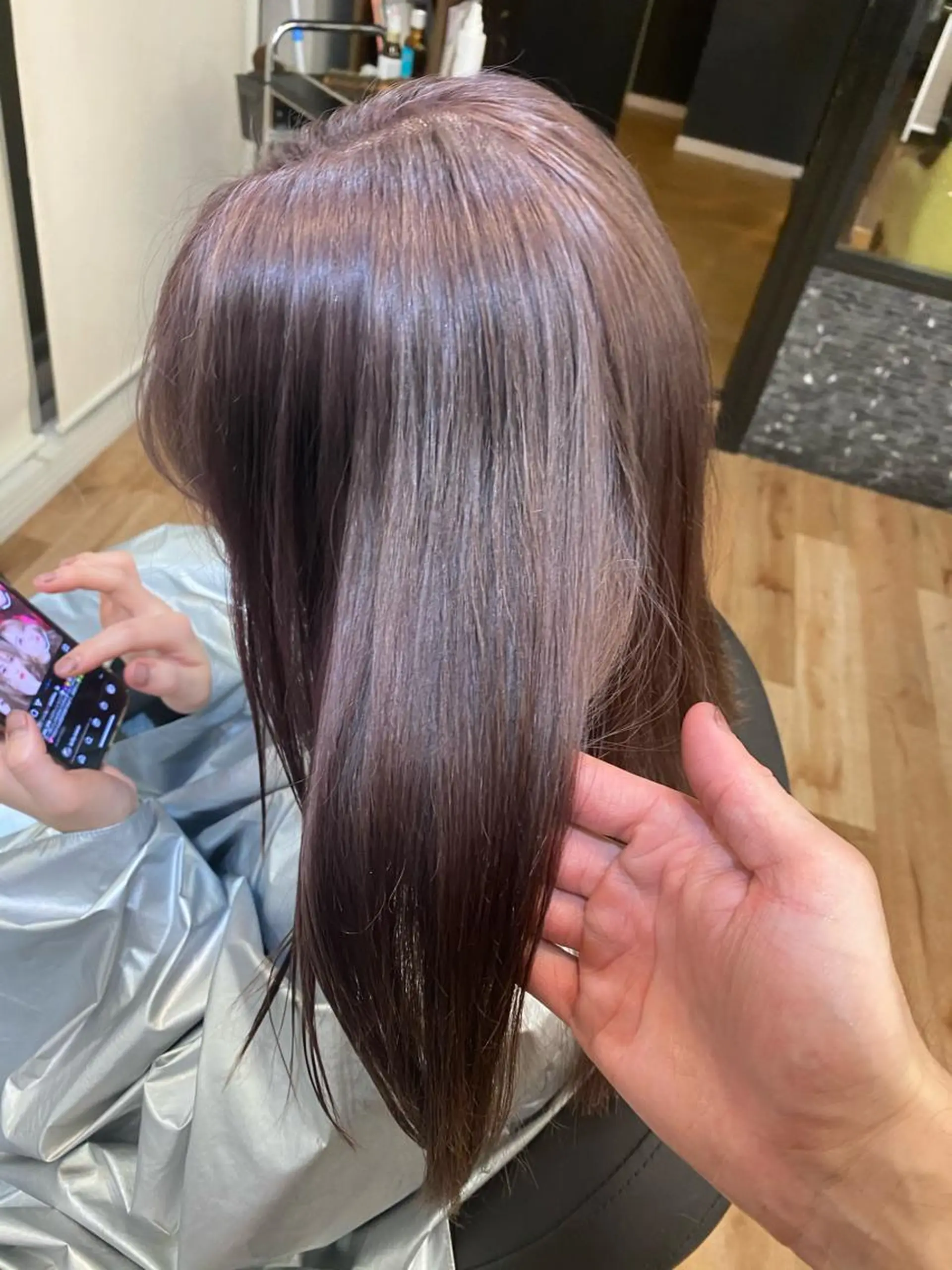 セミロング カラー ブリーチ ラベンダーカラー 似合わせレイヤー 🇰🇷荒木洋文のヘアスタイル