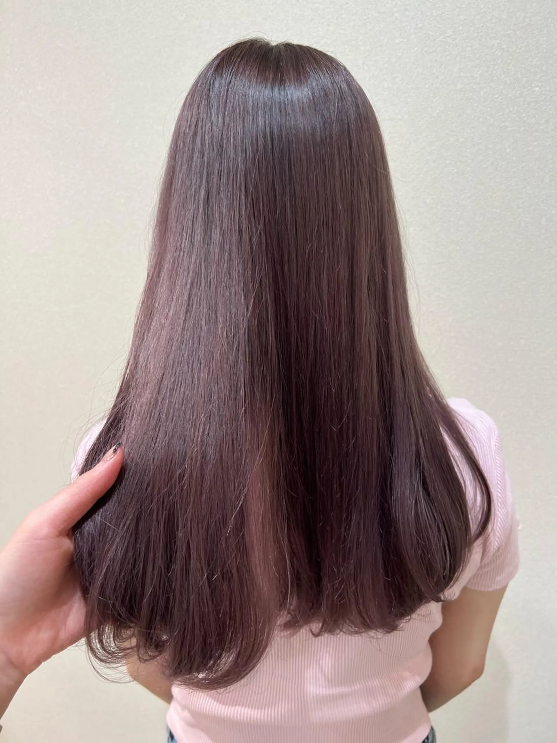 セミロング カット ヘアカラー トリートメント ヘッドスパ mina .のヘアスタイル