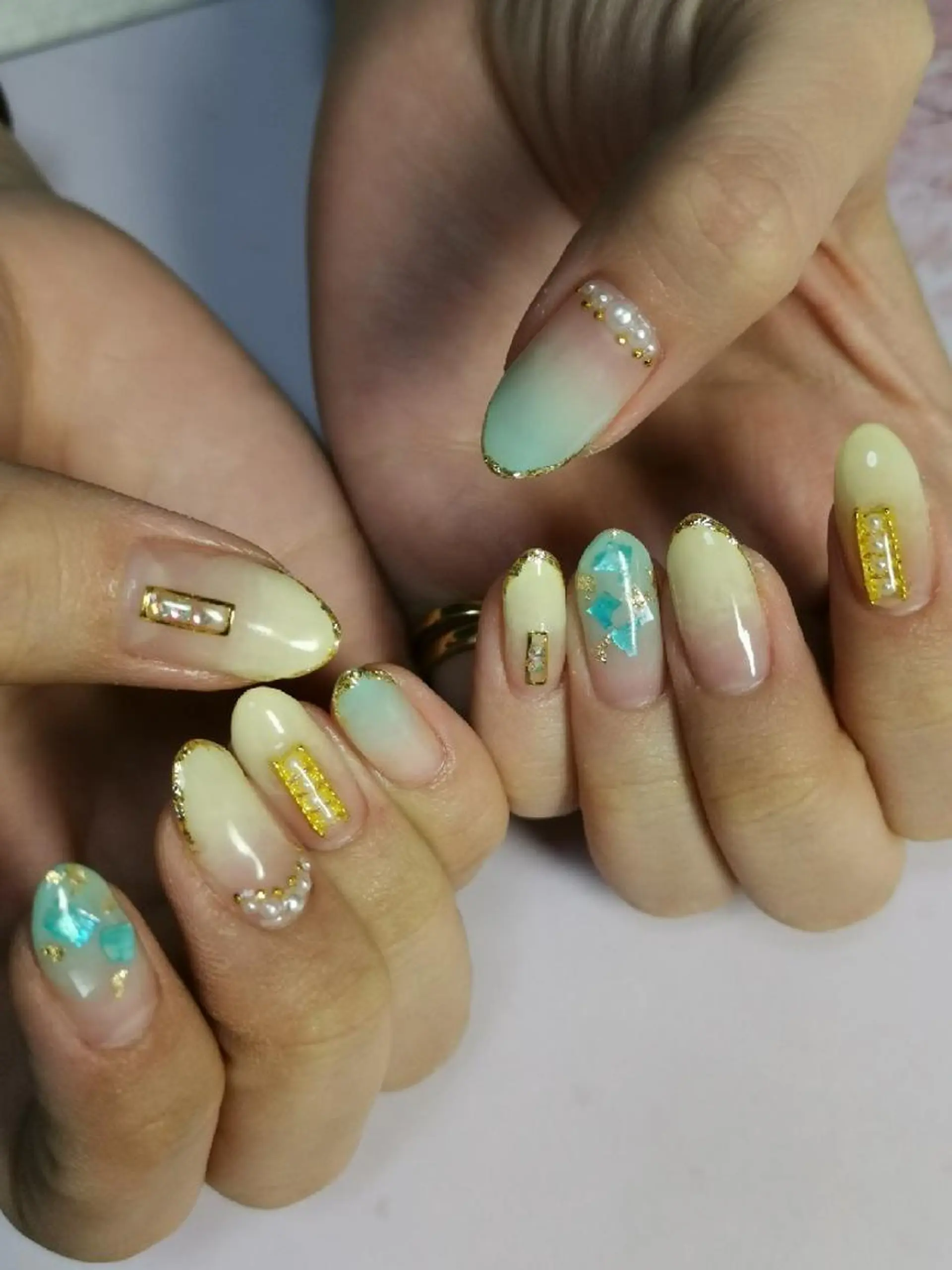 ネイル グラデーション ハンドネイル reve あやののネイルデザイン