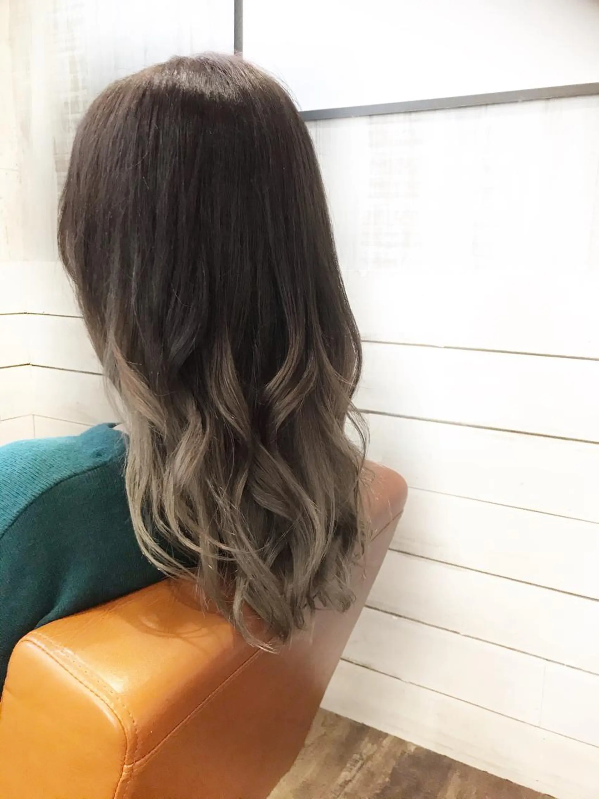 セミロング カラー ヘアアレンジ newi赤羽 ✂️KEN✂️のヘアスタイル