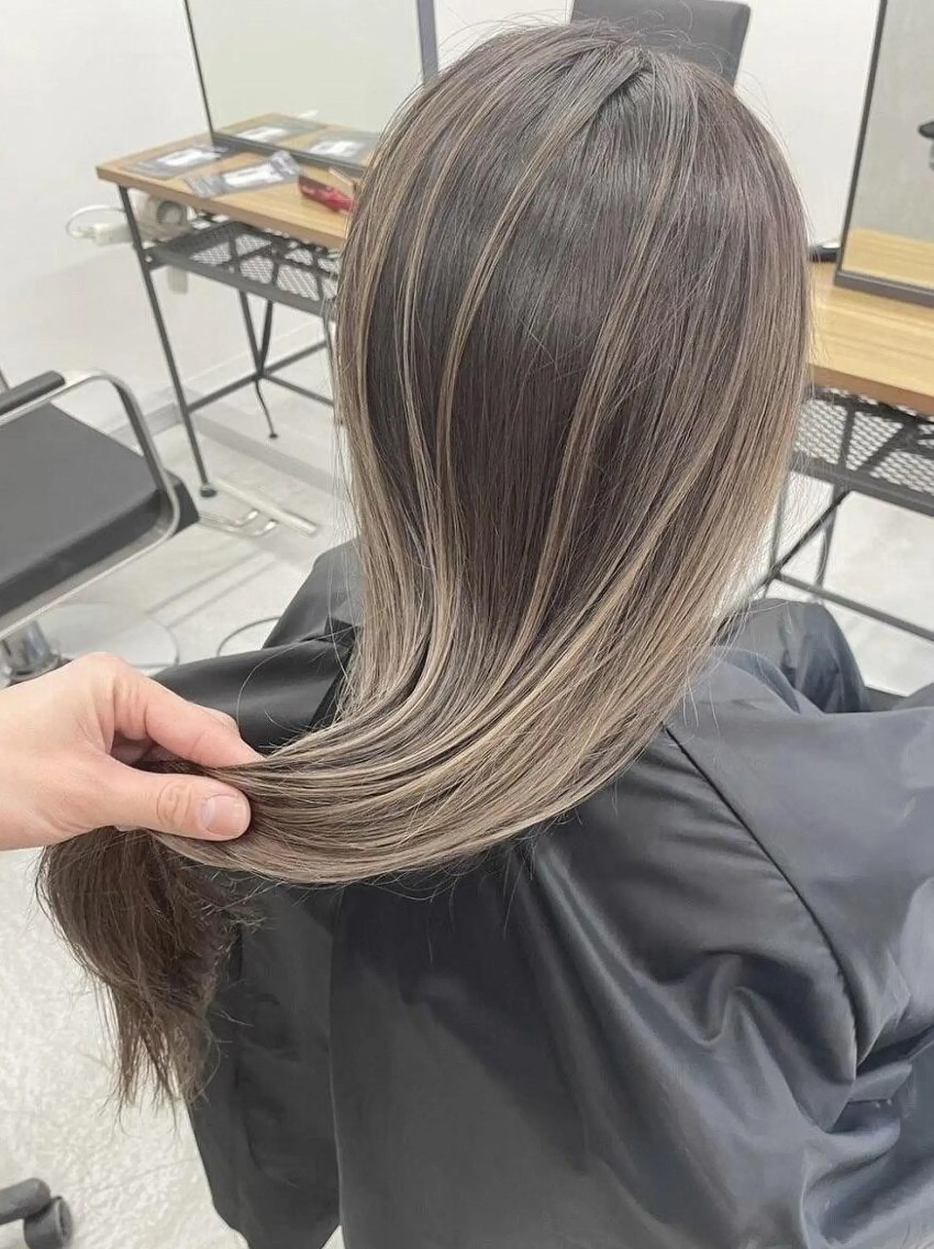 ミディアム カラー特化サロン梅田 Eir茶屋町/山下のヘアスタイル