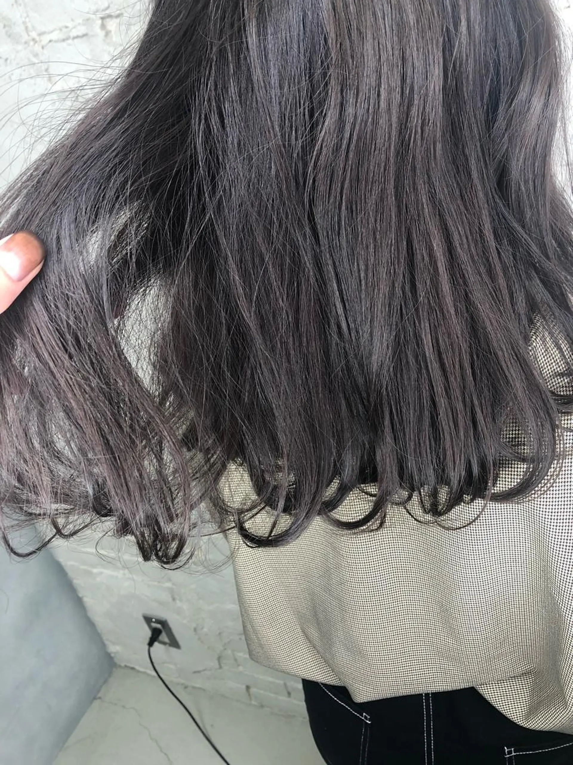 セミロング パープルカラー situ所属・透明感カラー／メンズ 特化kazumaのヘアスタイル