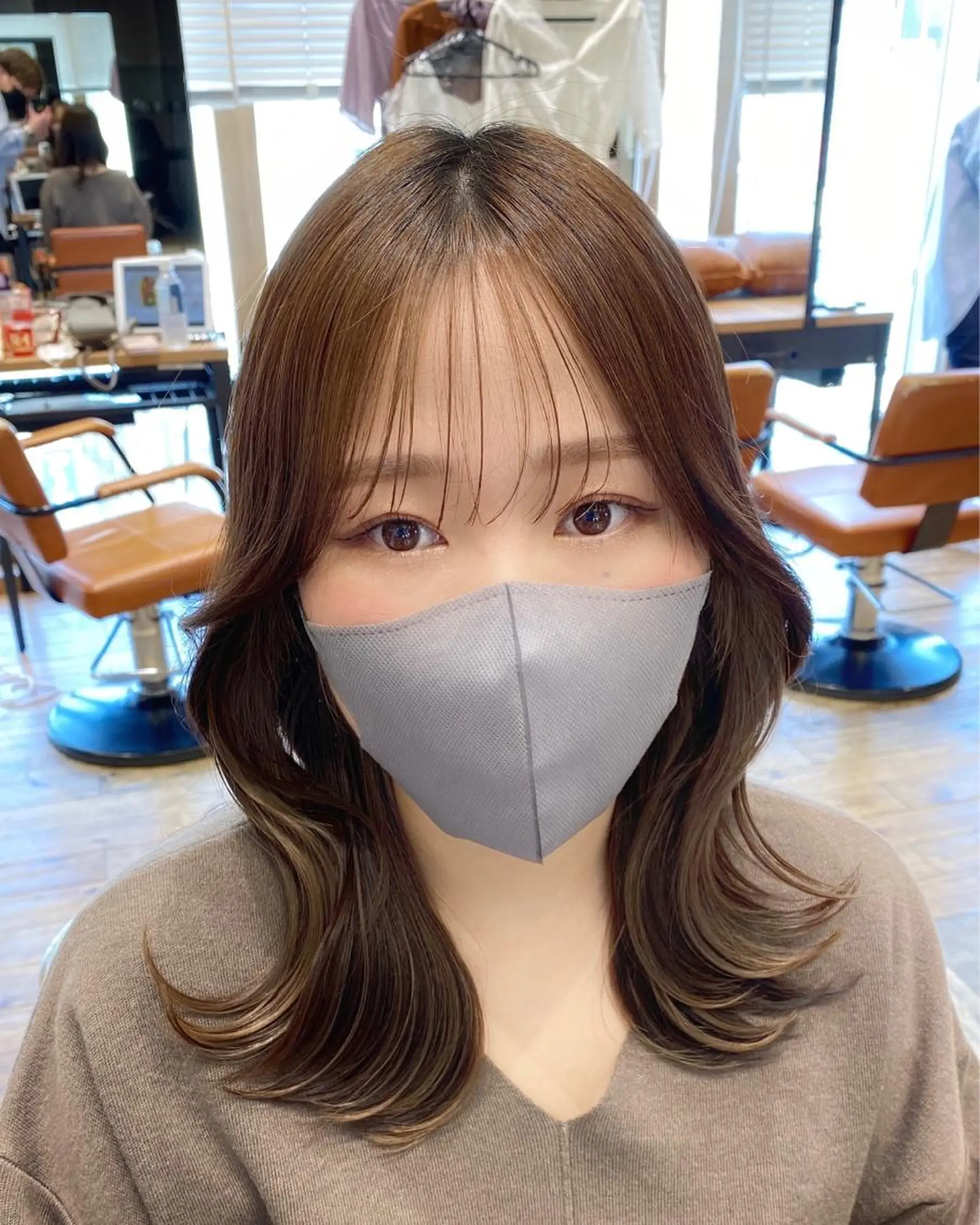 ミディアム カラー 顔まわりカット🌟 くびれヘア/寺門遥輝のヘアスタイル