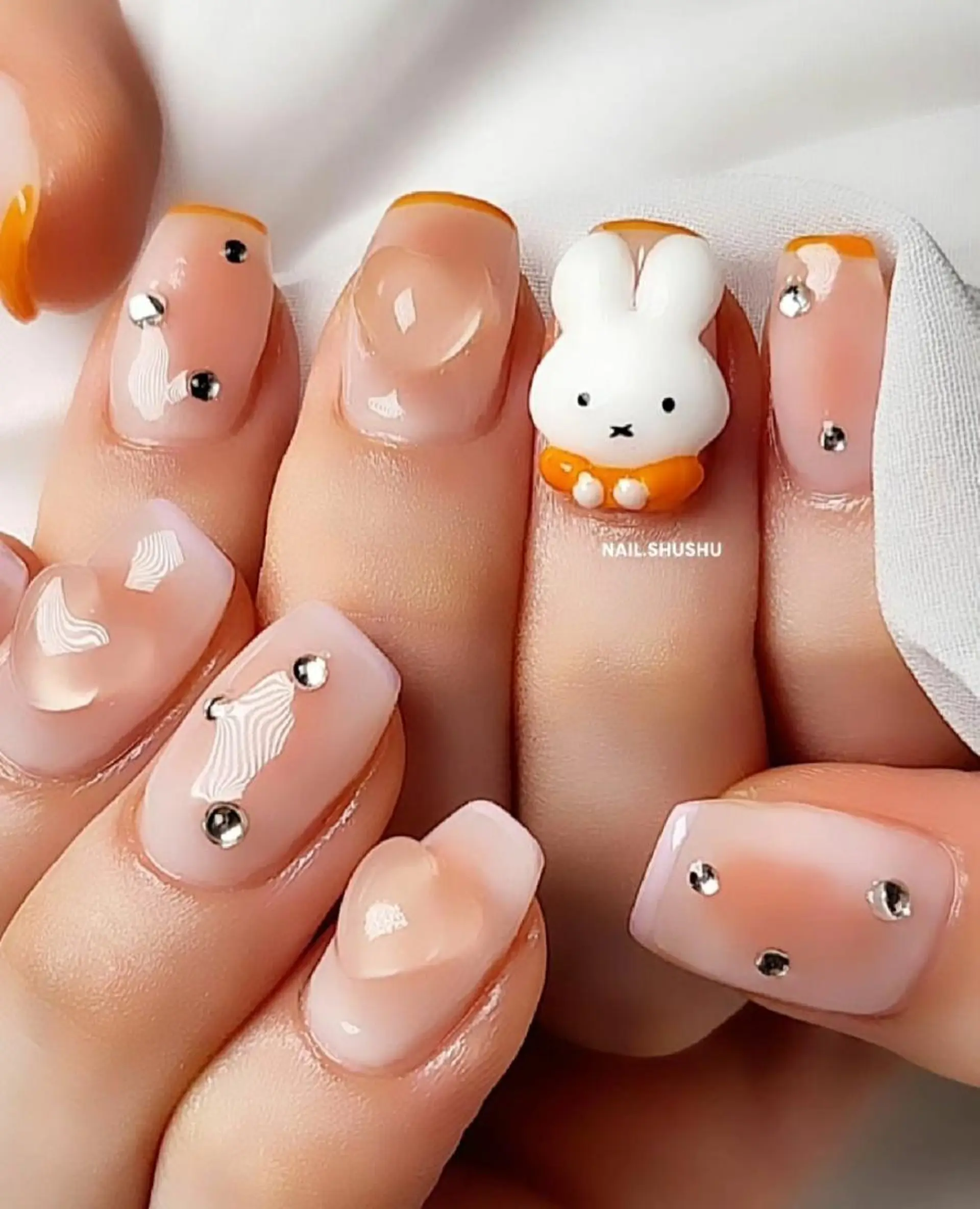 ネイル 持ち込み ニュアンスネイル ワンカラーネイル シンプルネイル 夏ネイル ハンドネイル 3dパーツ/流行り 👧shushu❤️のネイルデザイン