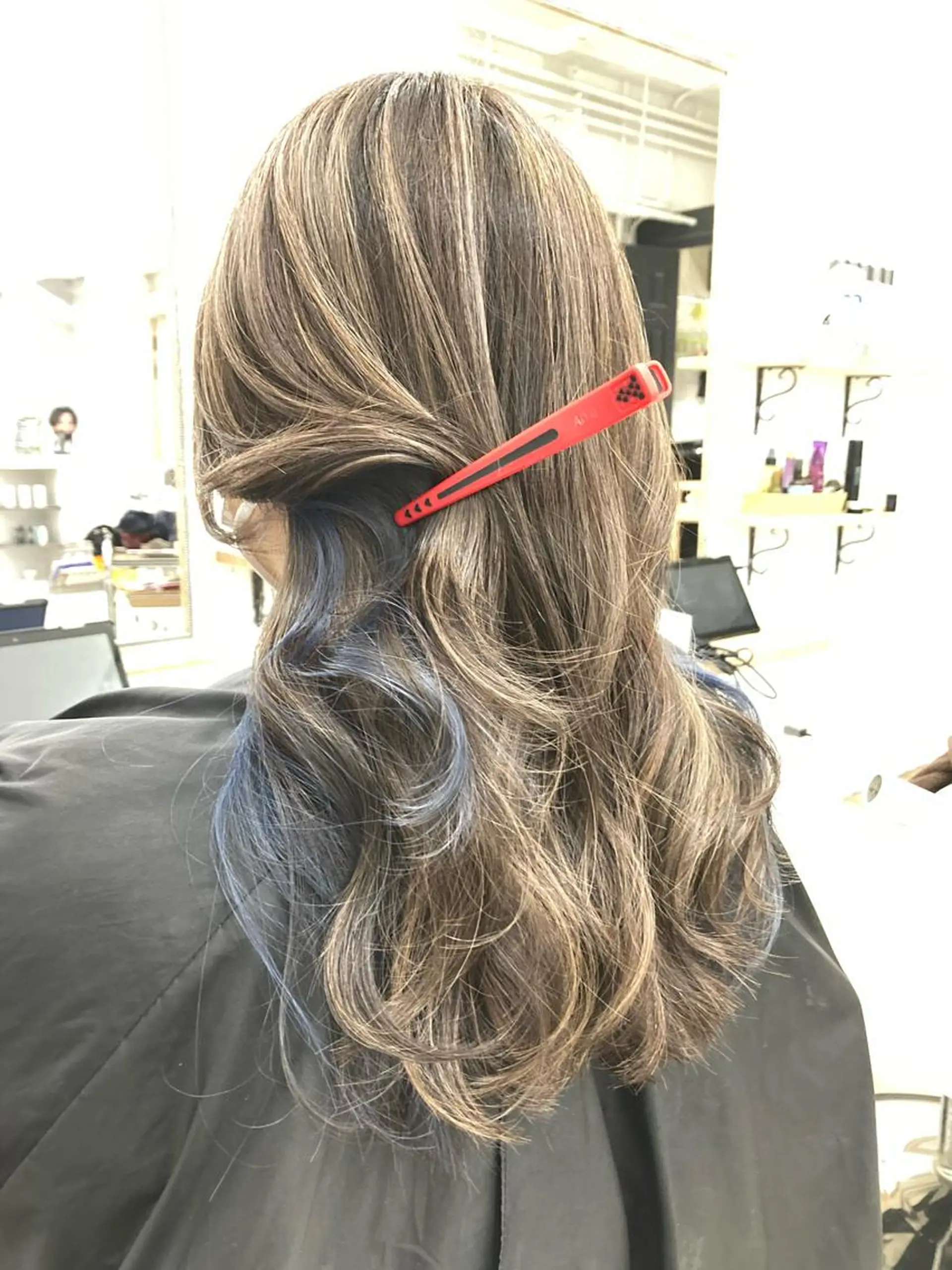 カラー 宇田川 直輝のヘアスタイル