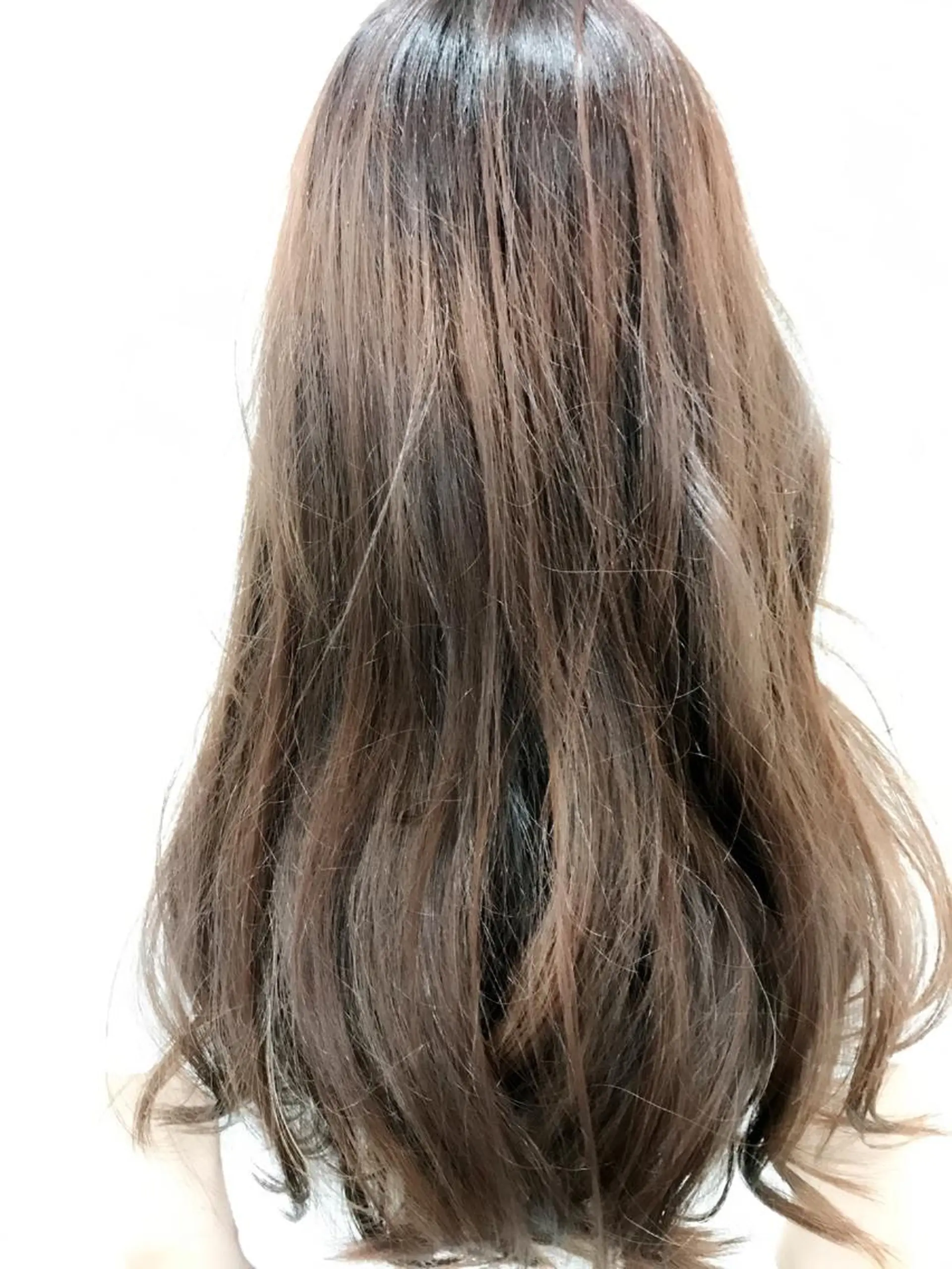 ロング カラー 関口 友行のヘアスタイル