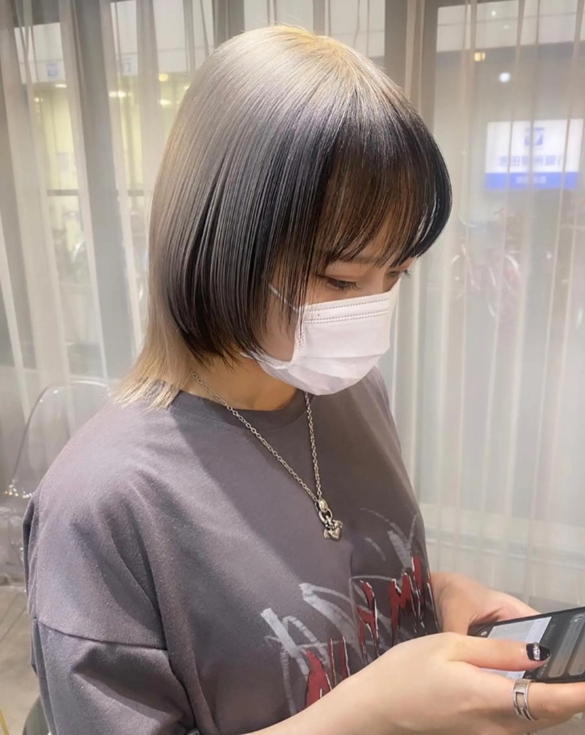 ミディアム カラー パーマ ヘアアレンジ ネイル マツエク・マツパ アイブロウ ハイトーン/透け感 カラー🎀真香のヘアスタイル