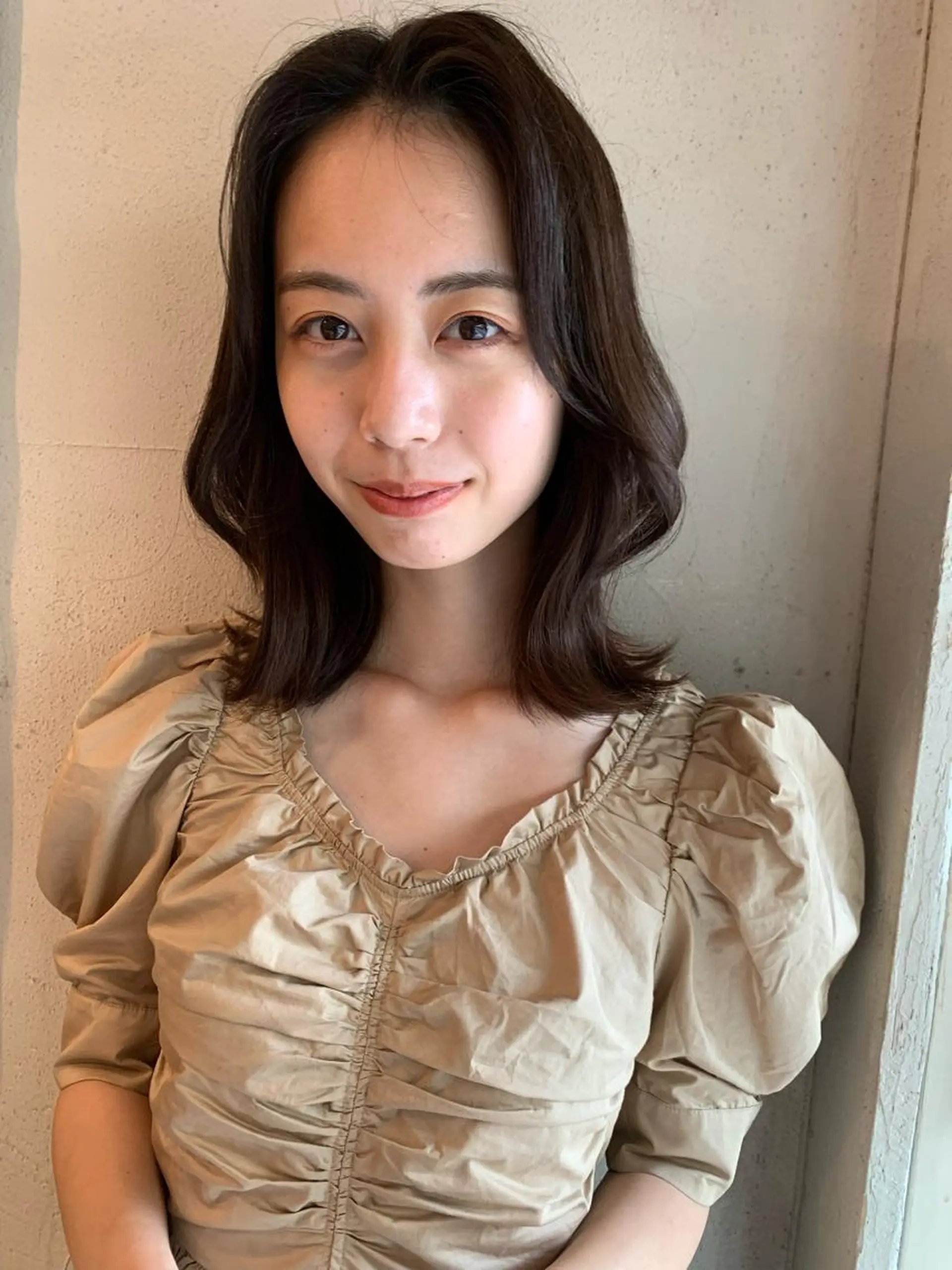 ミディアム カラー 透明感/オリーブ/ グレージュ/YUKAのヘアスタイル