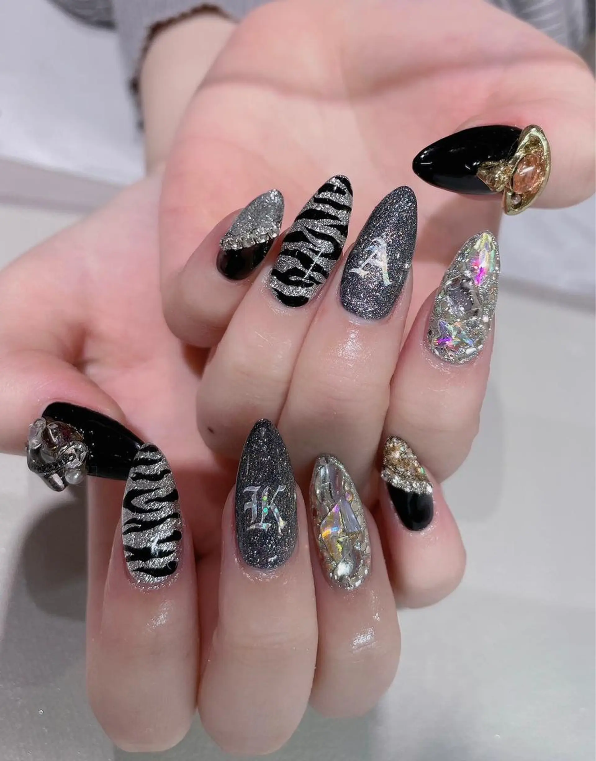 ネイル 美爪パラジェル導入店 Sunnilyのネイルデザイン