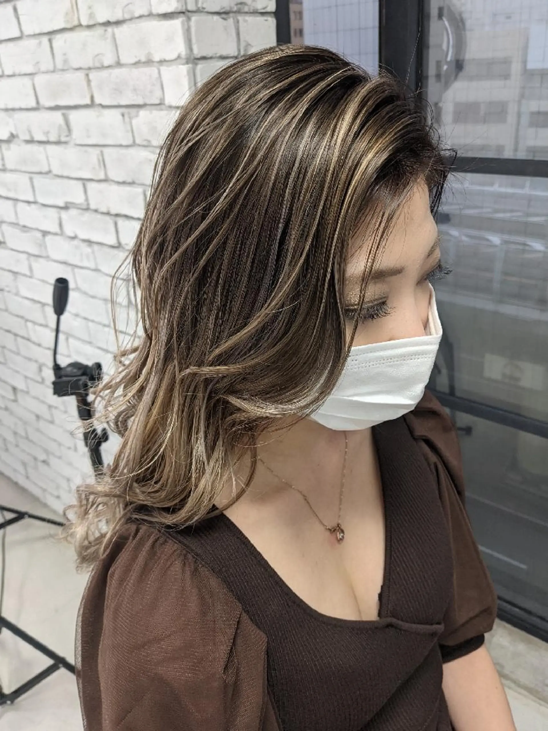 ロング カラー ヘアアレンジ バレイヤージュ レイヤーカット カット 縮毛矯正 トリートメント nameless髪質 改善ブリーチ心斎橋のヘアスタイル