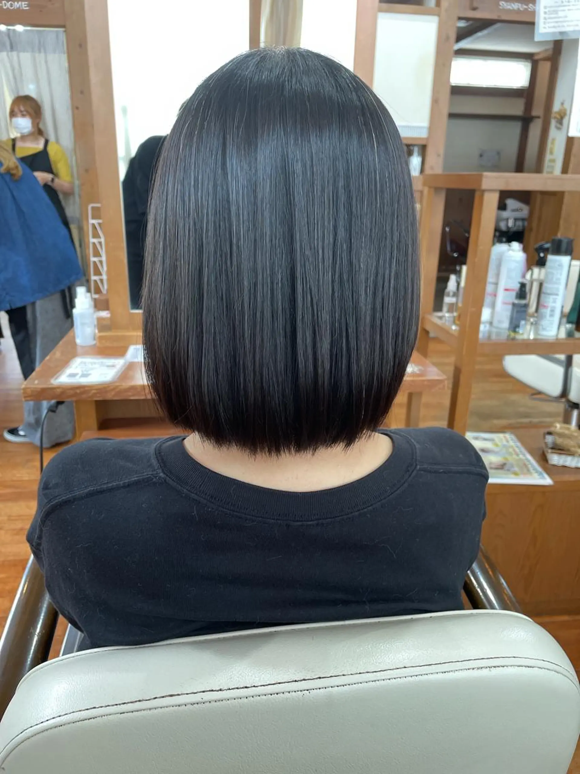 ミディアム 髪質改善 岩井 佑城のヘアスタイル