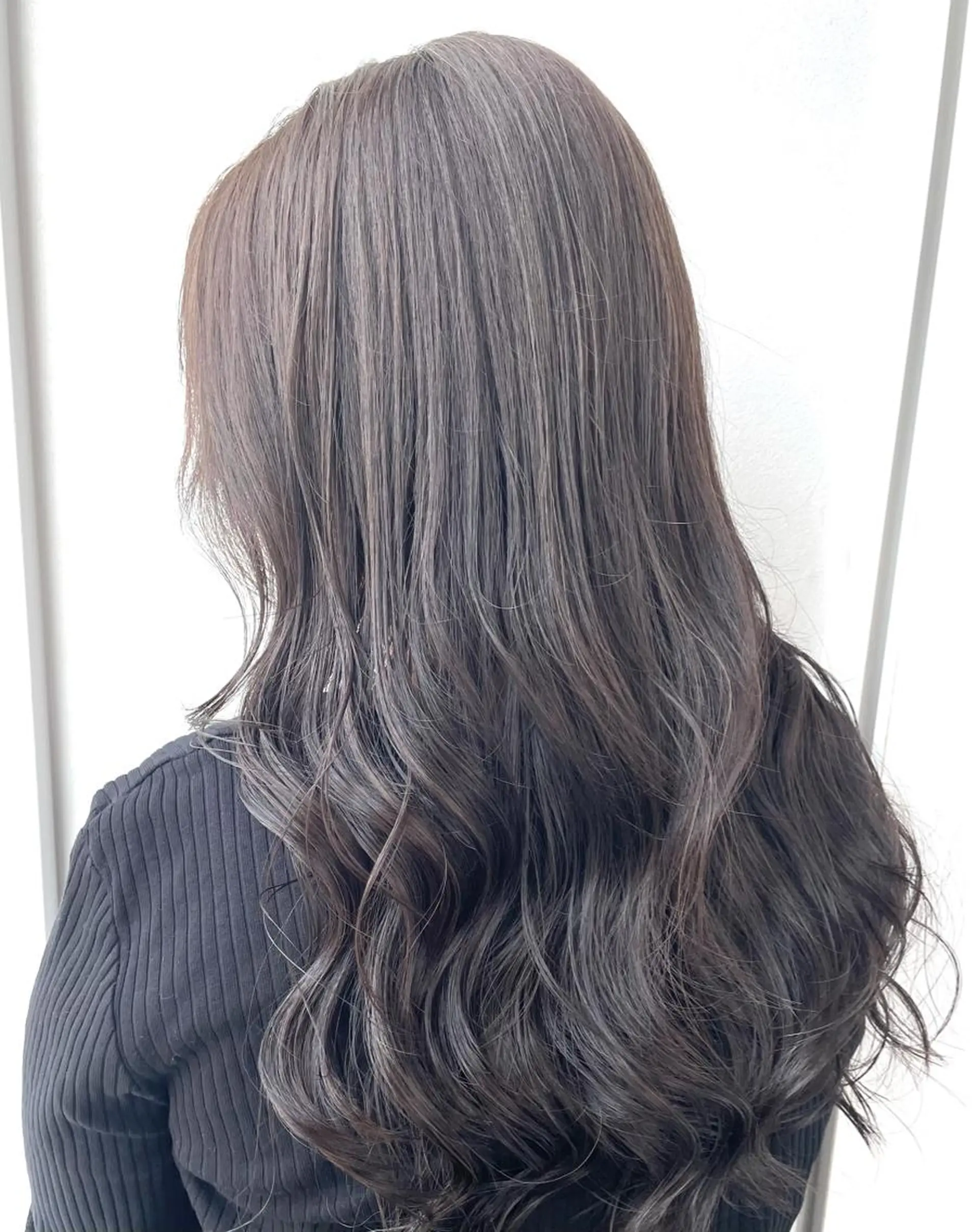 ロング 髪質改善 赤み消しカラー山本のヘアスタイル