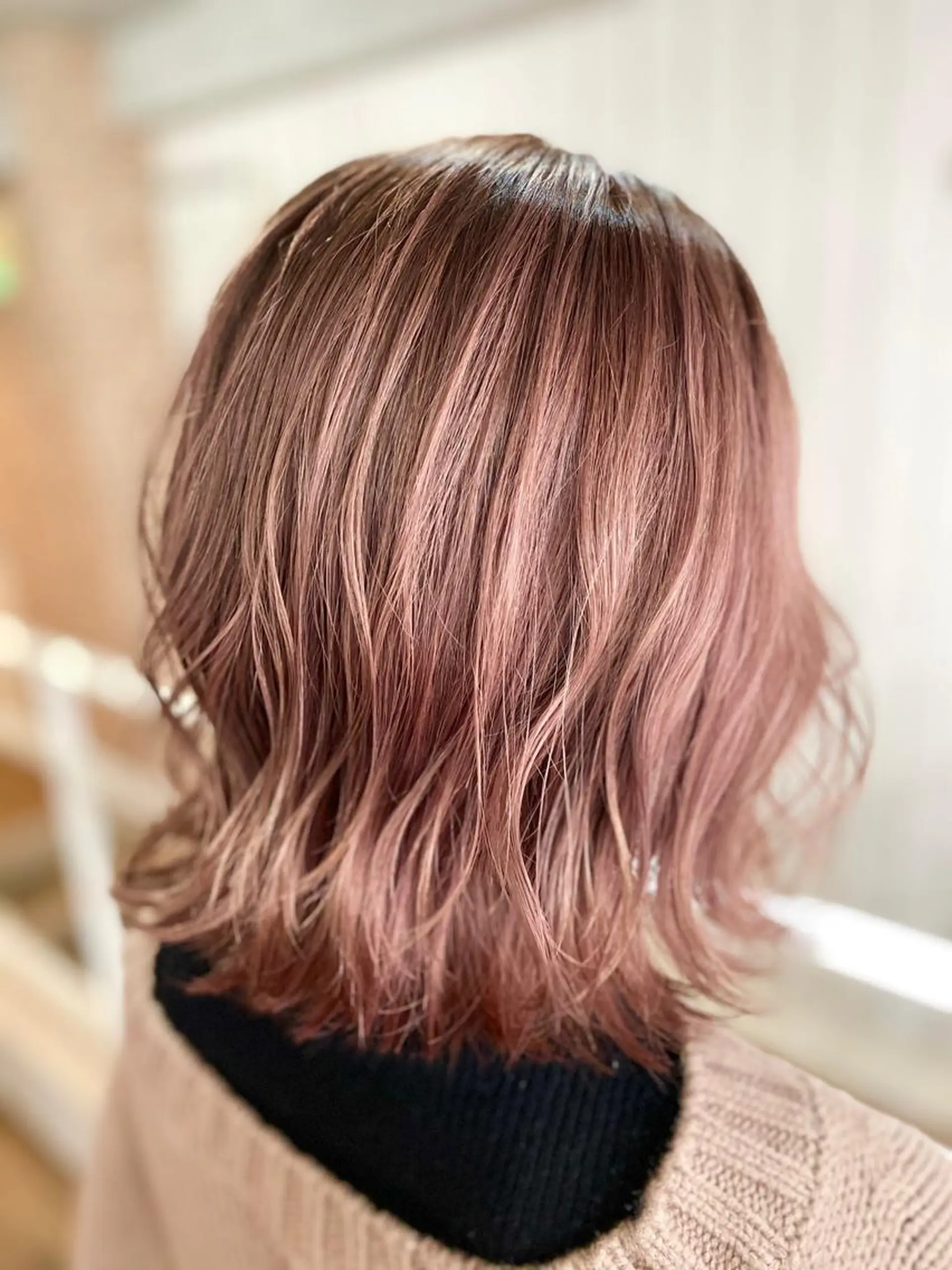 ミディアム カラー パーマ ヘアアレンジ アッシュ バレイヤージュ ベージュカラー ブリーチ 透明感カラー ヘアカラー トリートメント 👑指名率No.1 👑坂口飛翔のヘアスタイル