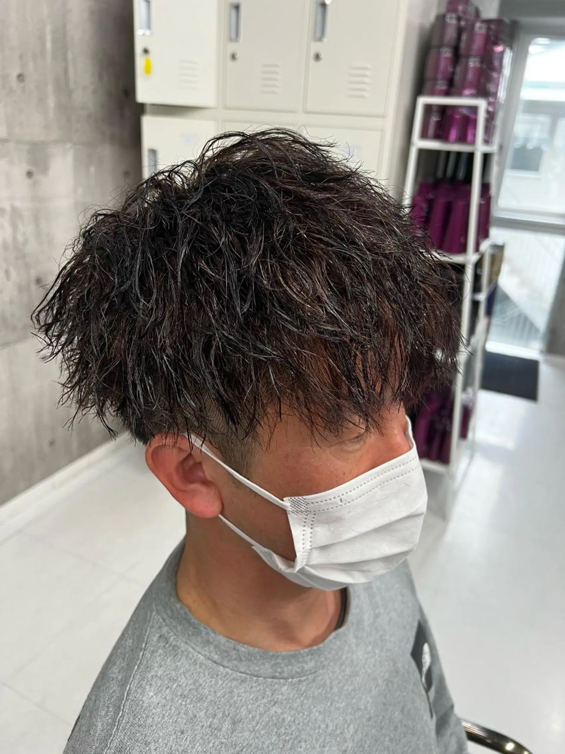 ショート パーマ メンズ メンズパーマ ツイストスパイラルパーマ スパイラルパーマ カット メンズパーマ名人 TAKUMAのヘアスタイル