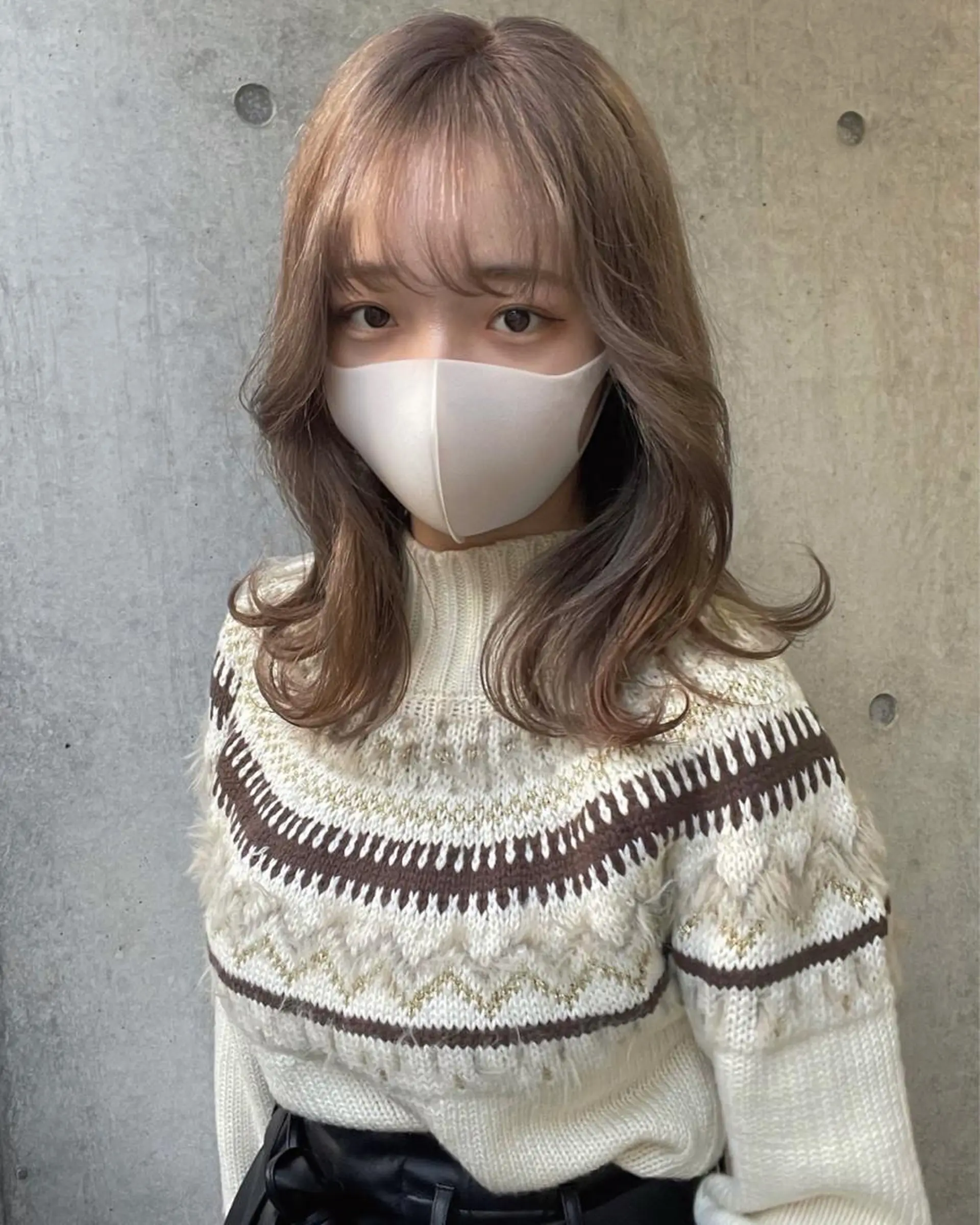 ミディアム カラー ベージュカラー ブリーチ ミルクティーベージュ レイヤー/ブリーチ ♥️【木坂 桃歌】のヘアスタイル