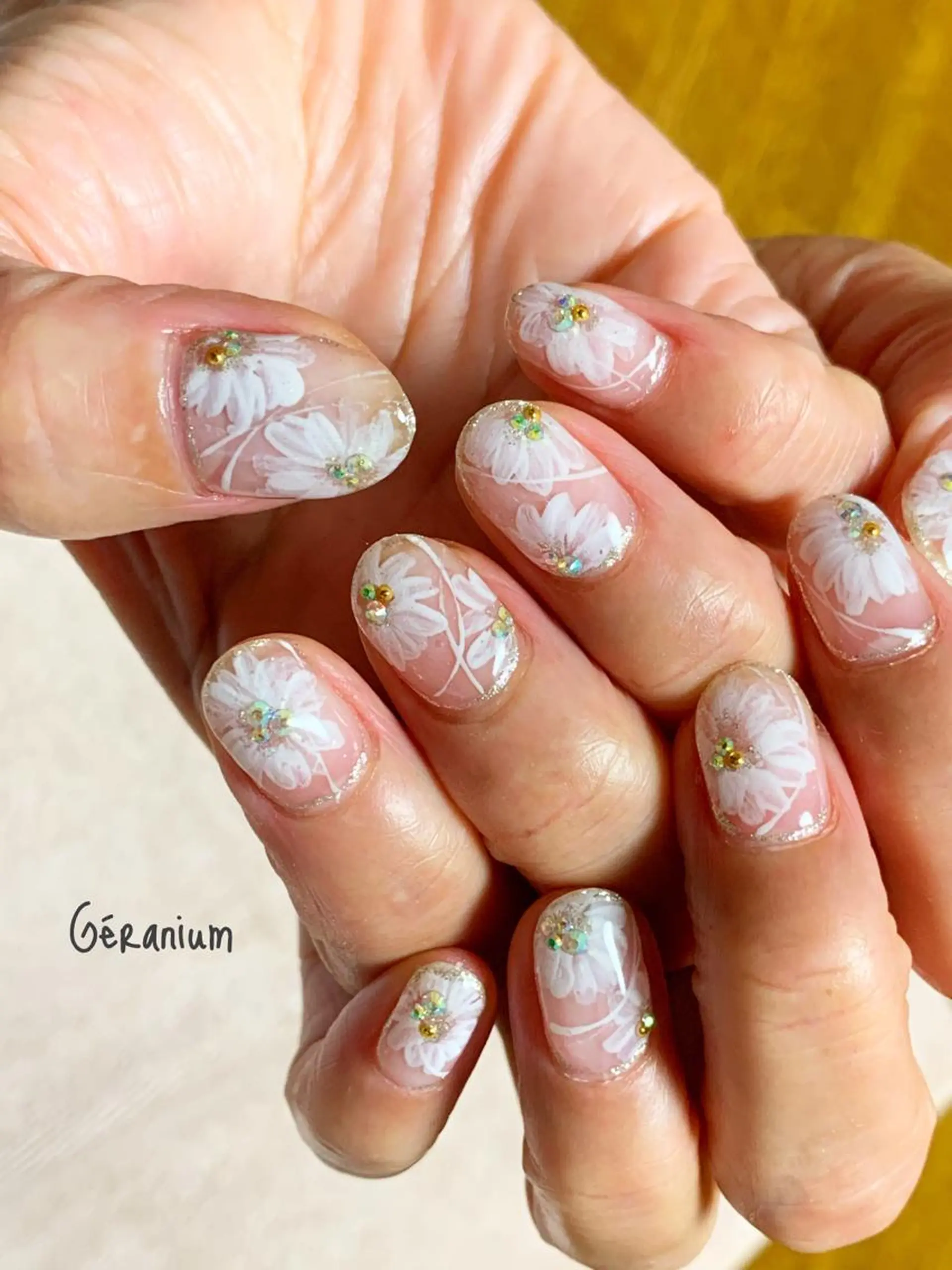 ネイル ハンドネイル フットネイル GéRanium Harukaのネイルデザイン