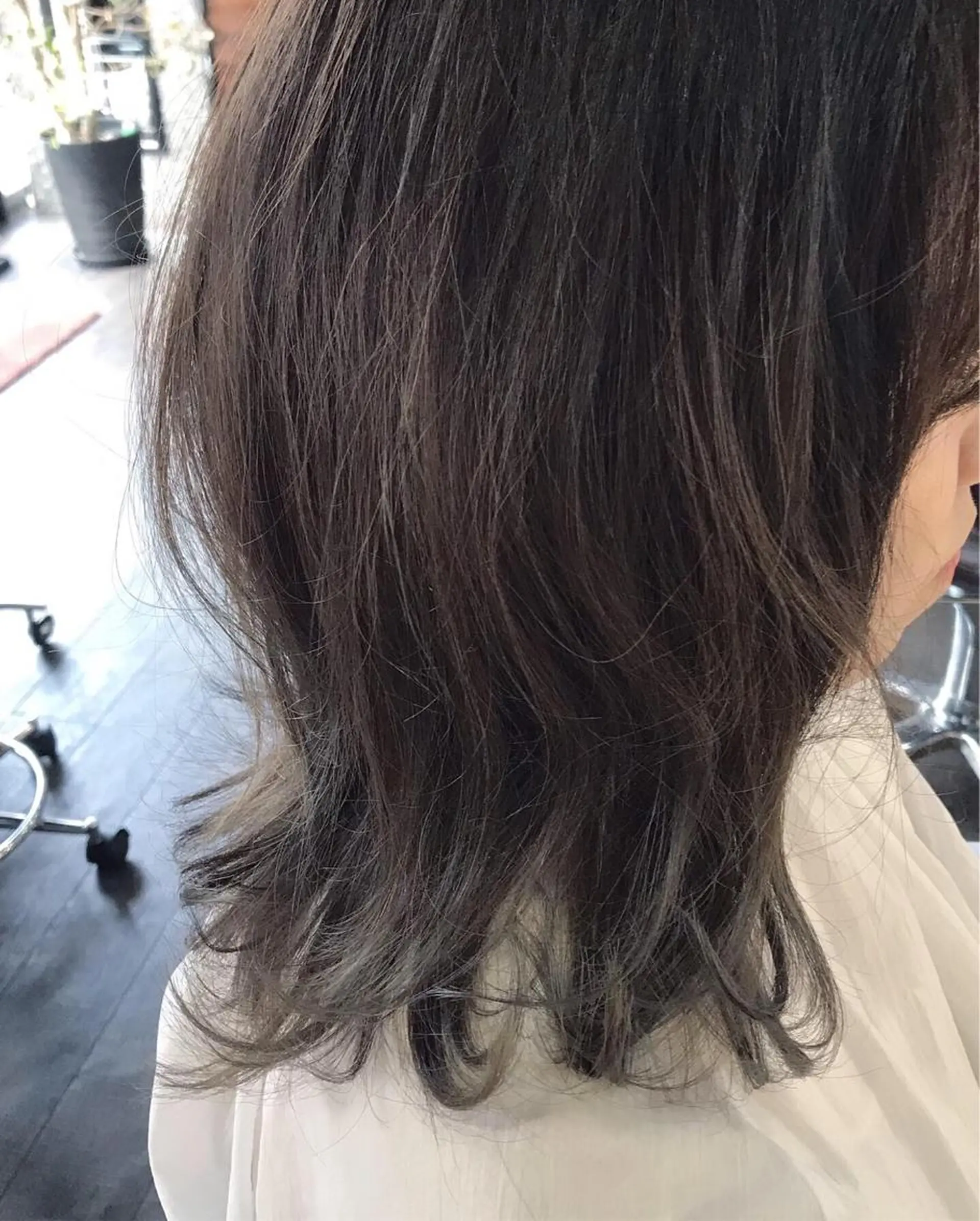 ミディアム カラー 天王寺区🌟大好評バ ッサリ◎美髪改善矯正のヘアスタイル