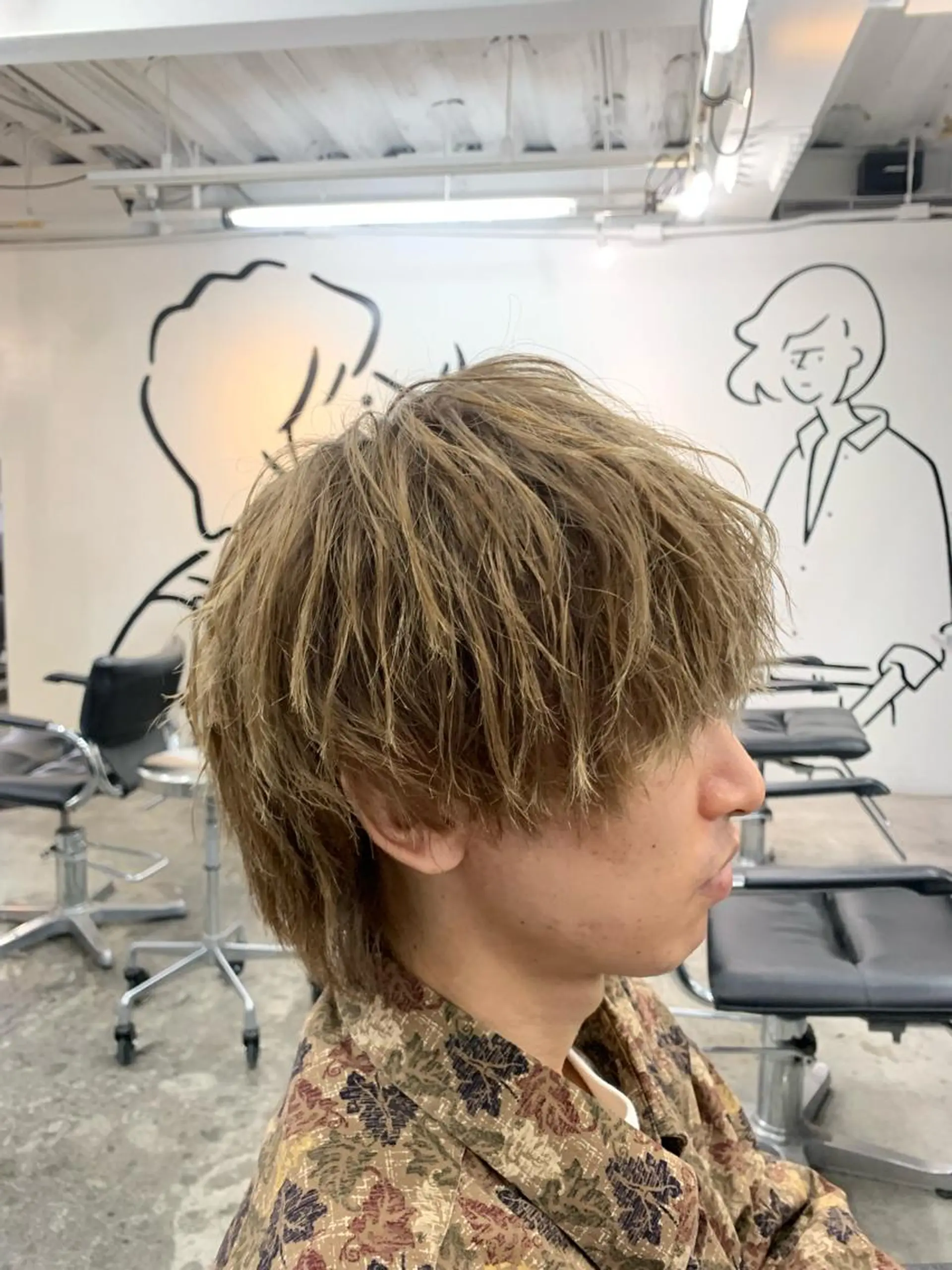 ショート カラー メンズ ベージュカラー グラデーションカラー カット ヘアカラー メンズ特化美容師/ 藤戸 椋のヘアスタイル