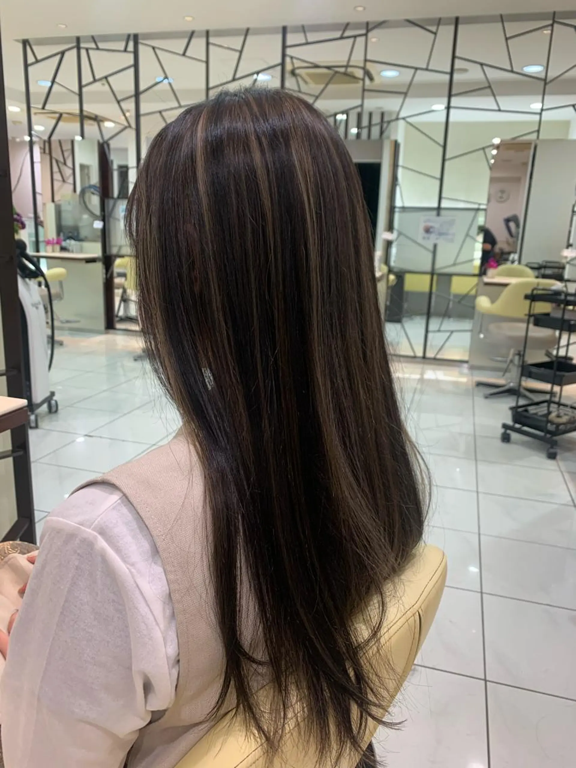 ロング 🫧髪質改善・美髪 艶髪🫧ニタ シンゴのヘアスタイル