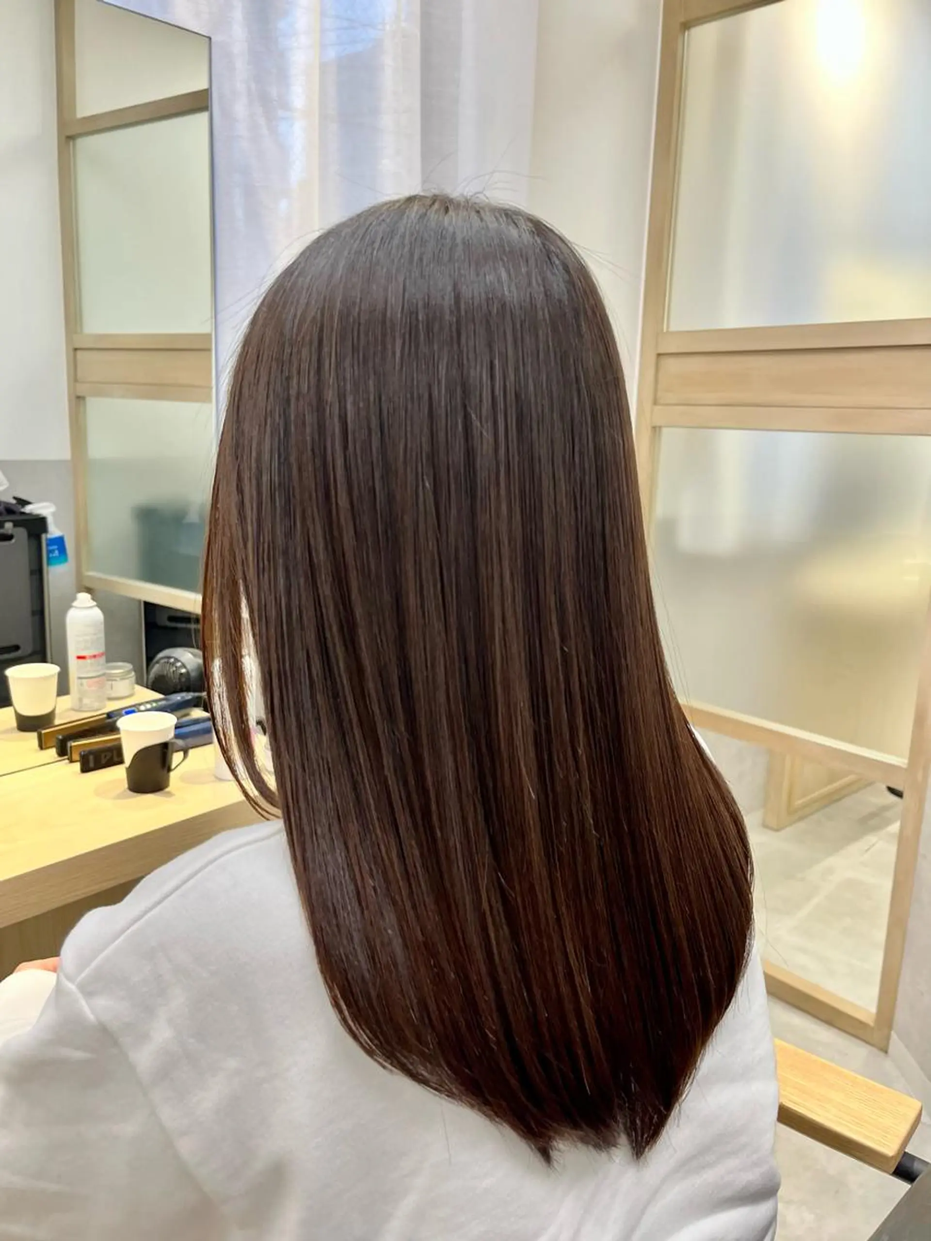 セミロング トリートメント 酸熱トリートメント カット トリートメント 天野 涼のヘアスタイル