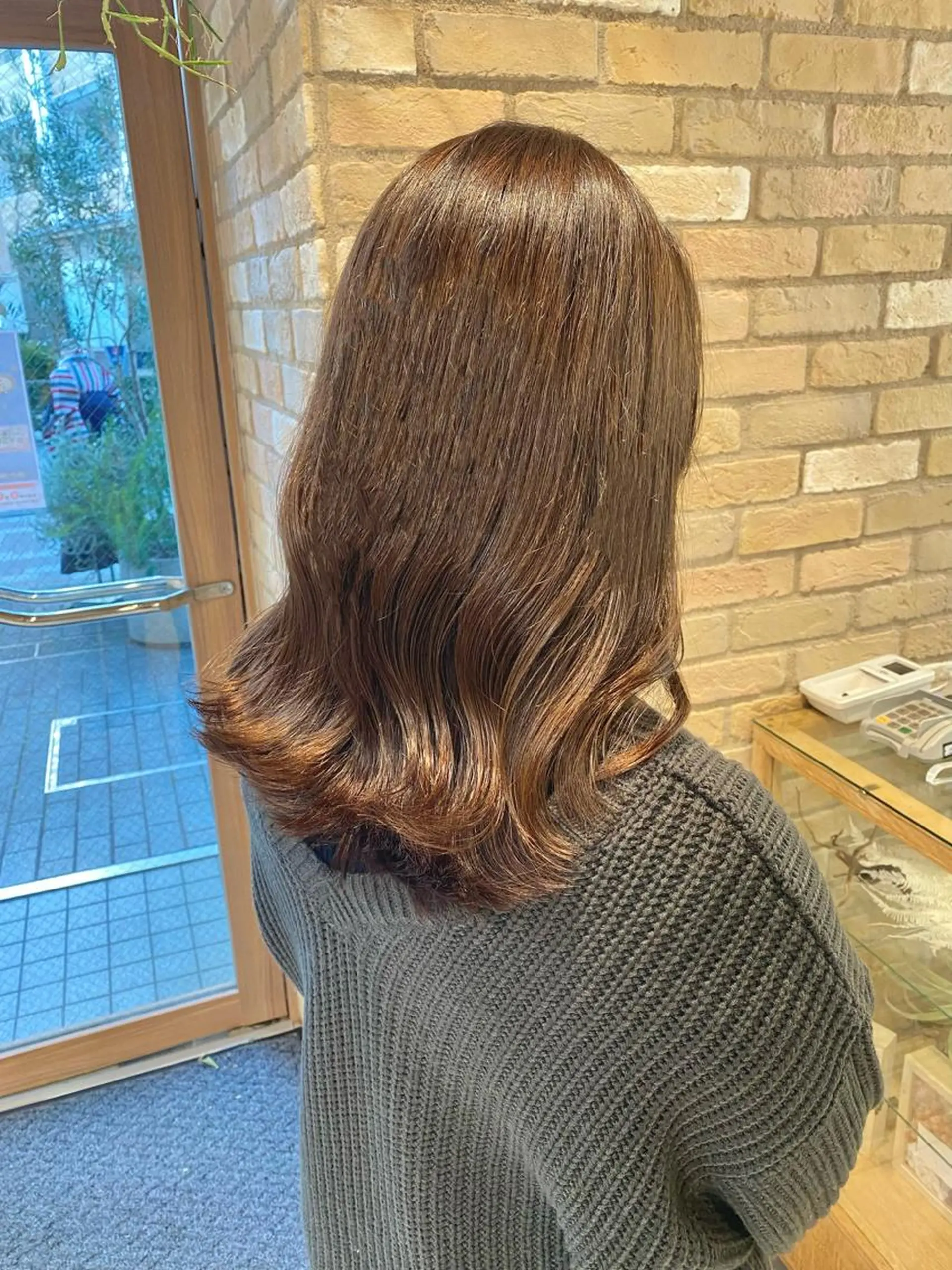 セミロング カラー ワンカールで盛れる レイヤー🎀Macoのヘアスタイル